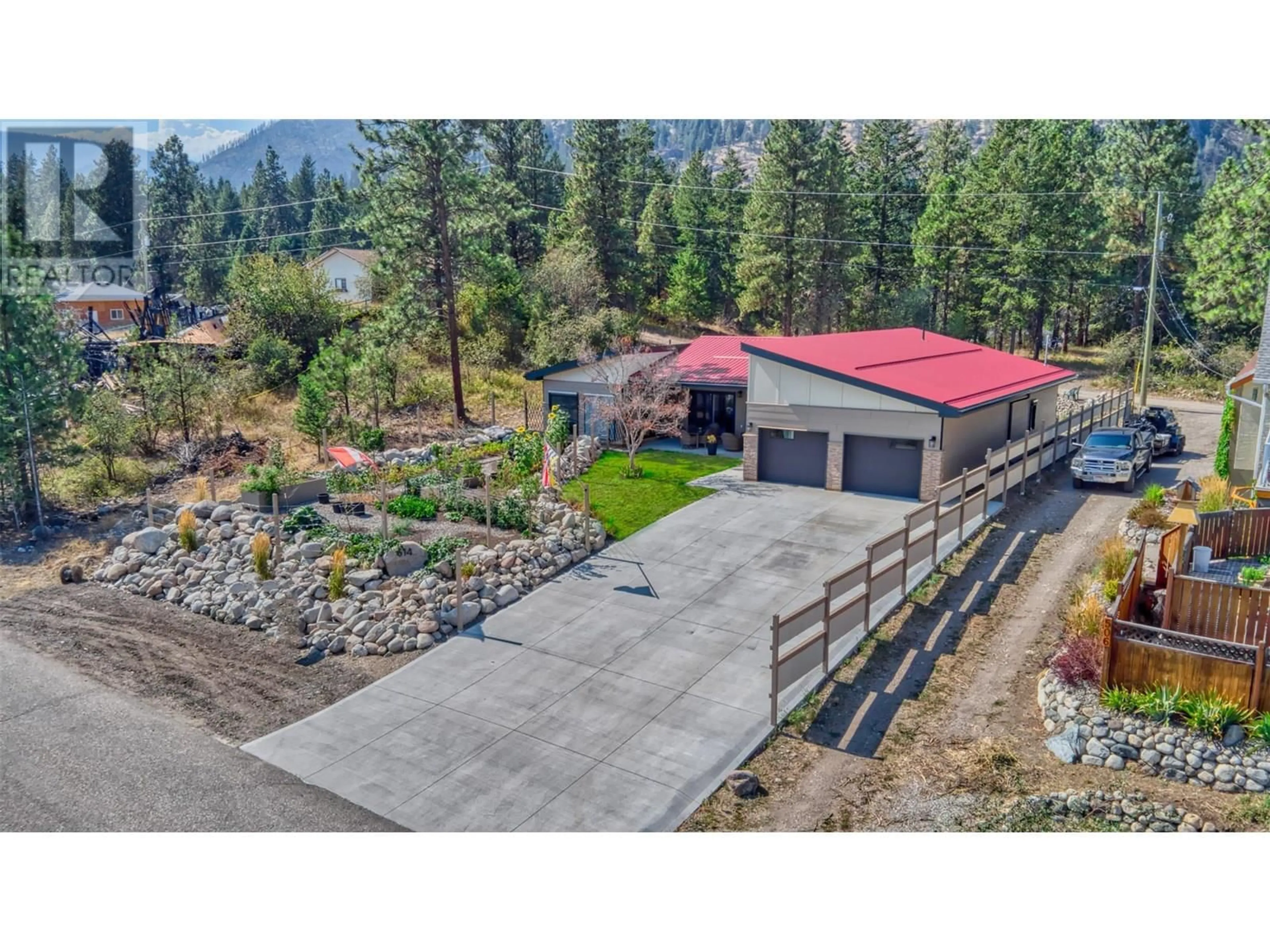 A pic from outside/outdoor area/front of a property/back of a property/a pic from drone, mountain view for 514 MOUNTAIN DRIVE, Vernon British Columbia V1H2B8