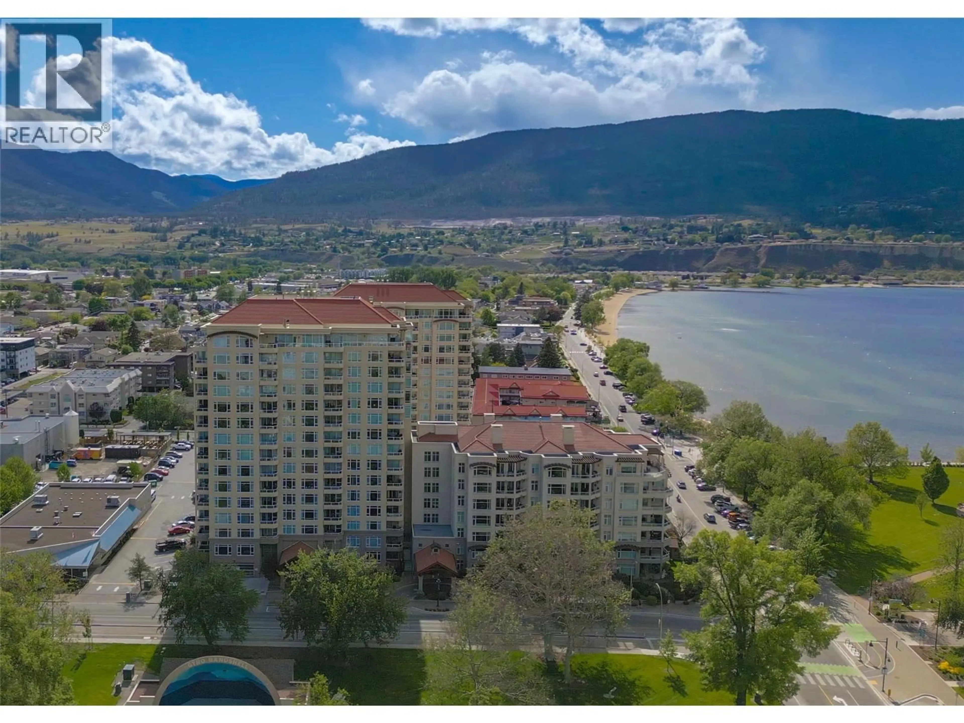 A pic from outside/outdoor area/front of a property/back of a property/a pic from drone, water/lake/river/ocean view for 1004 - 75 MARTIN STREET, Penticton British Columbia V2A9C8