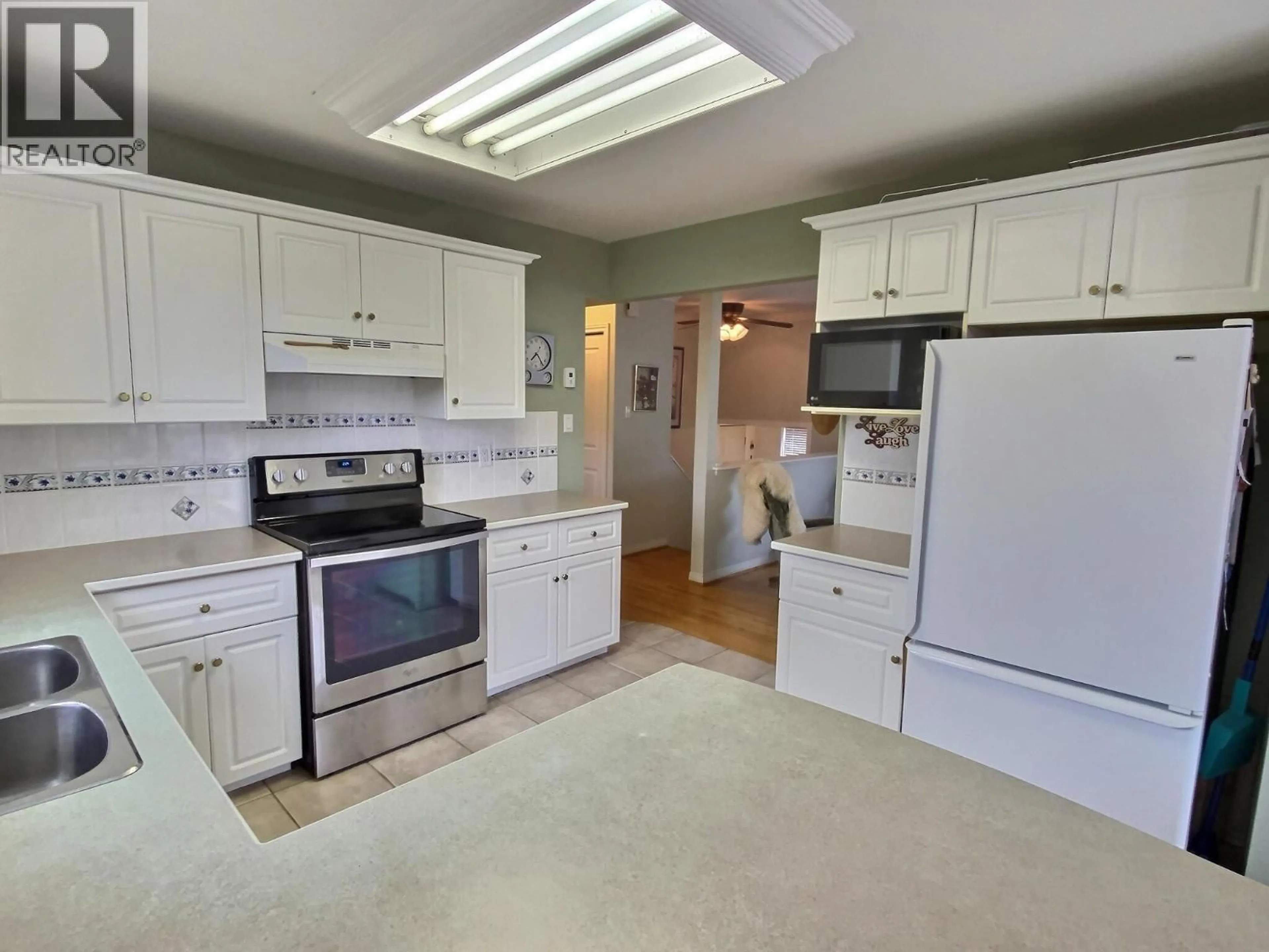 Unknown for 416 LARCH STREET, Chase British Columbia V0E1M0
