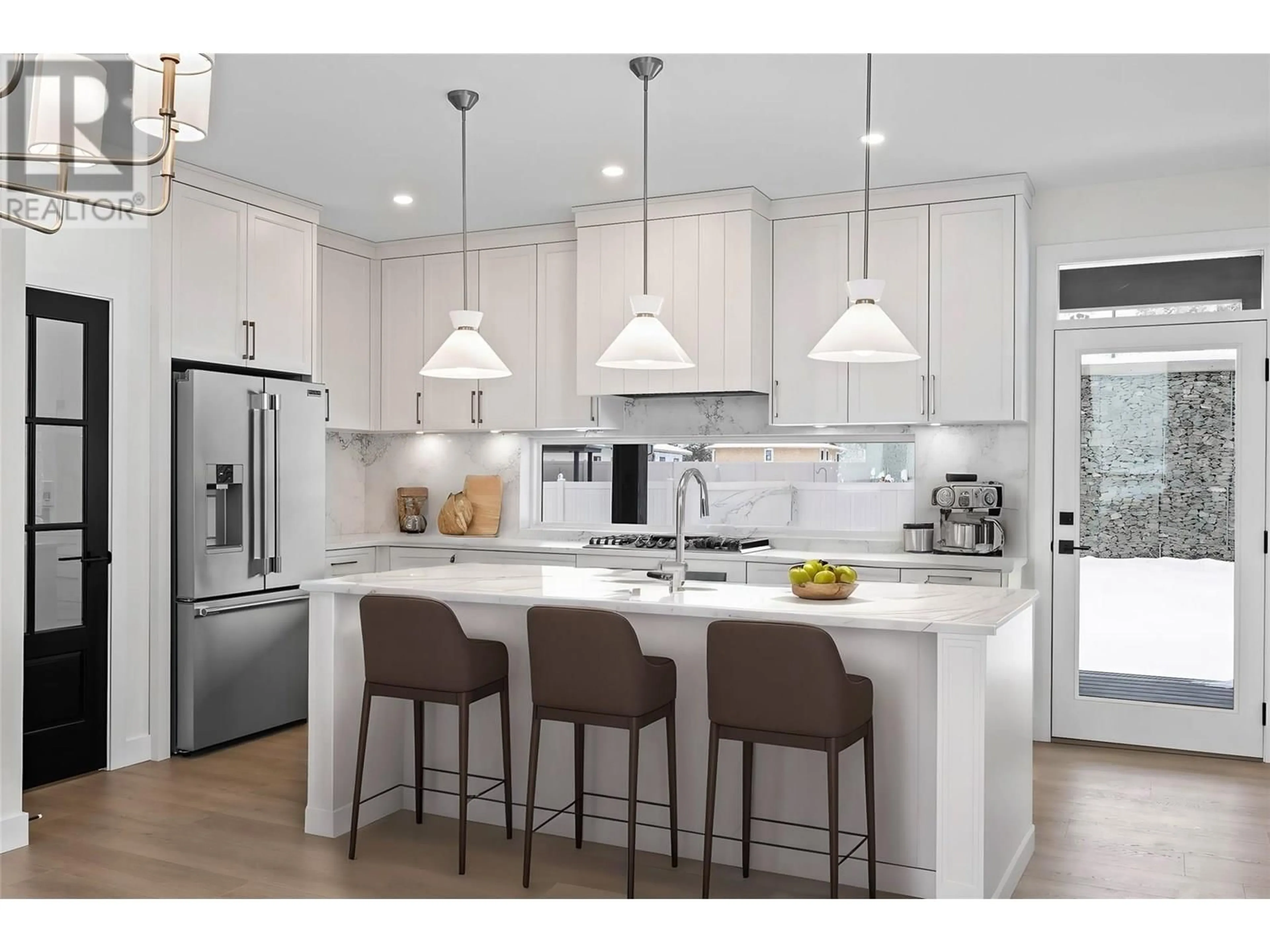 Contemporary kitchen, unknown for 1294 BRECHIN PLACE, Kamloops British Columbia V1S0G3