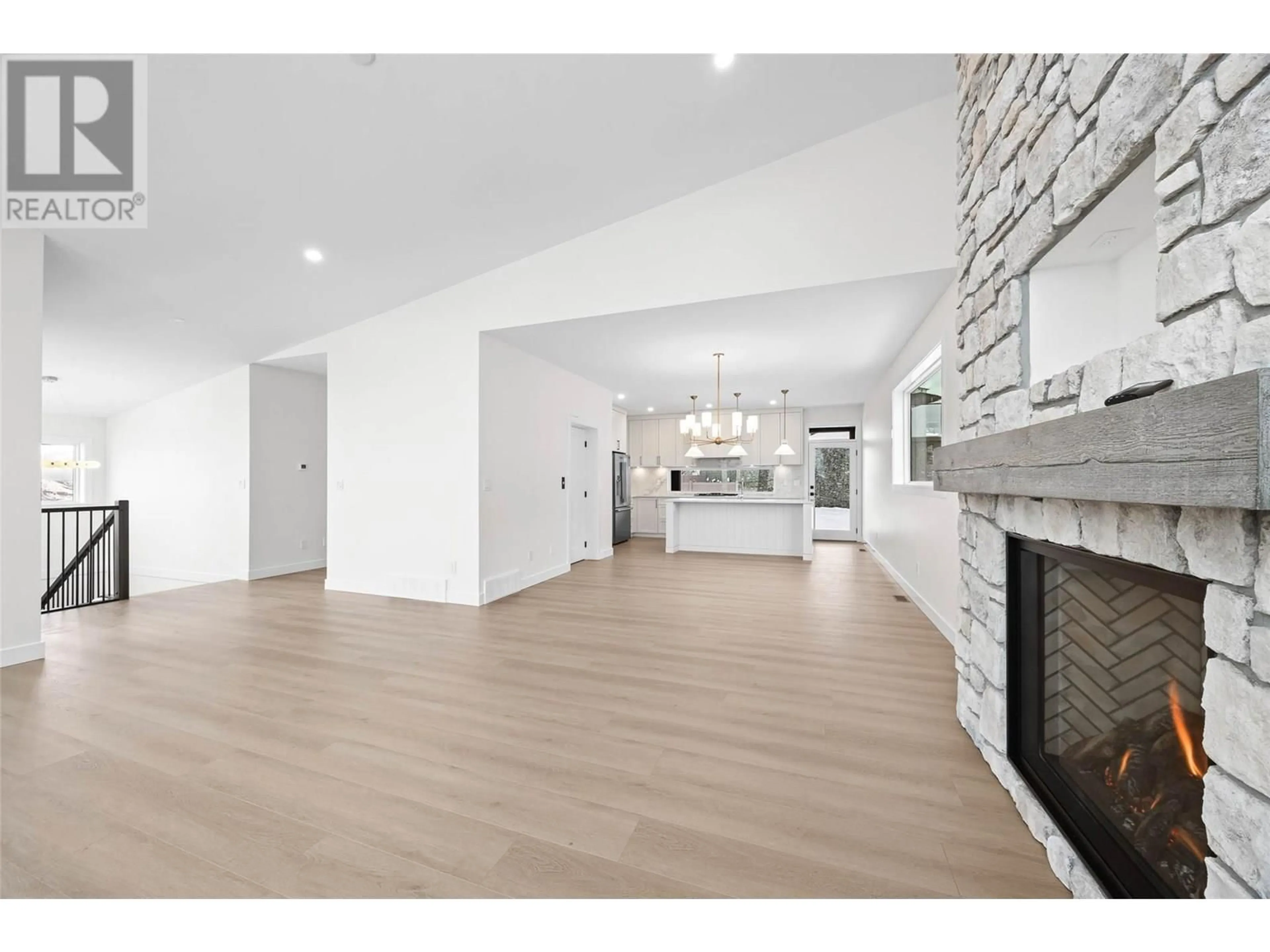 Open concept kitchen, wood/laminate floor for 1294 BRECHIN PLACE, Kamloops British Columbia V1S0G3