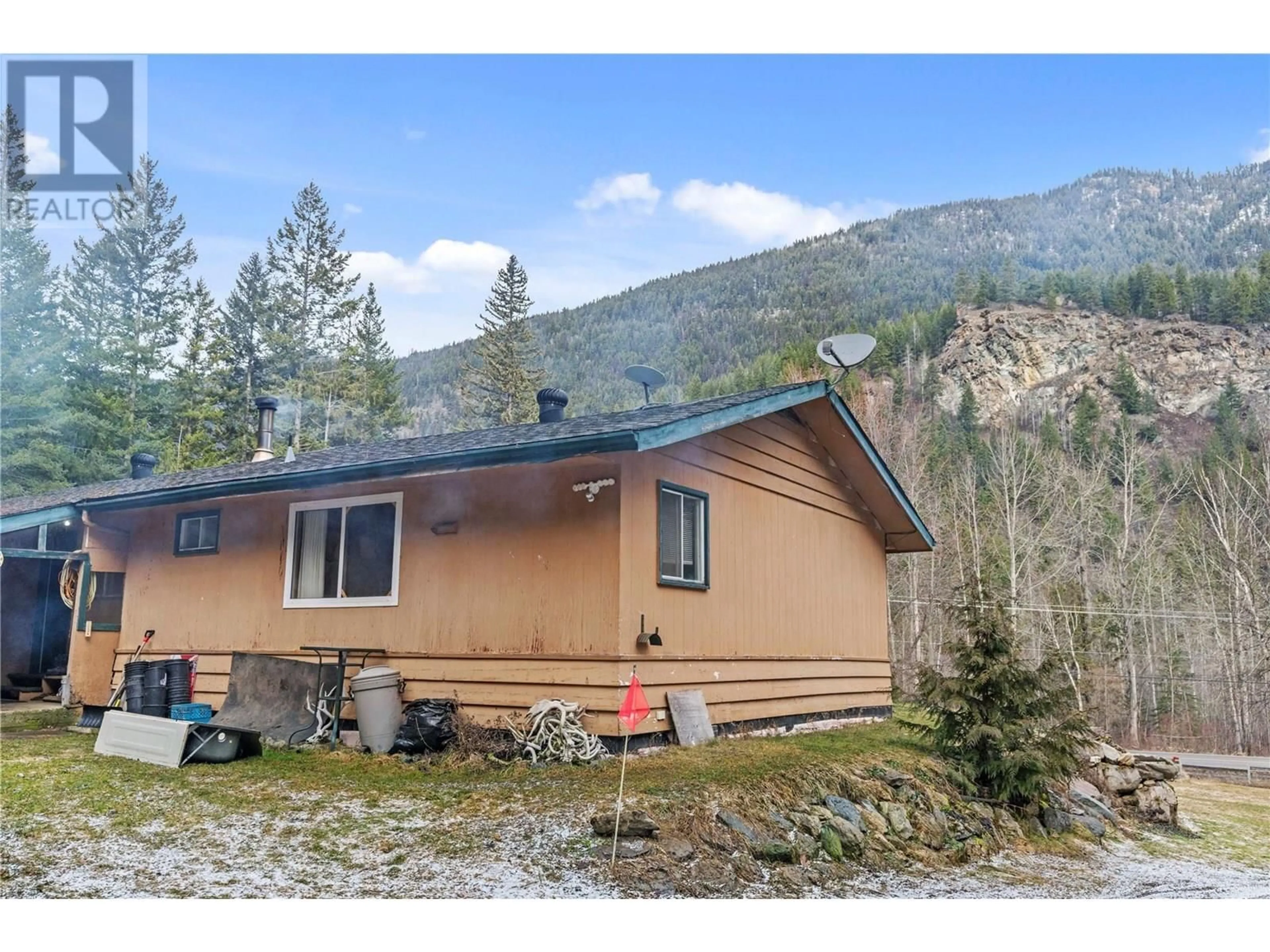 Unknown for 2055 AGATE BAY ROAD, Barriere British Columbia V0E2E0