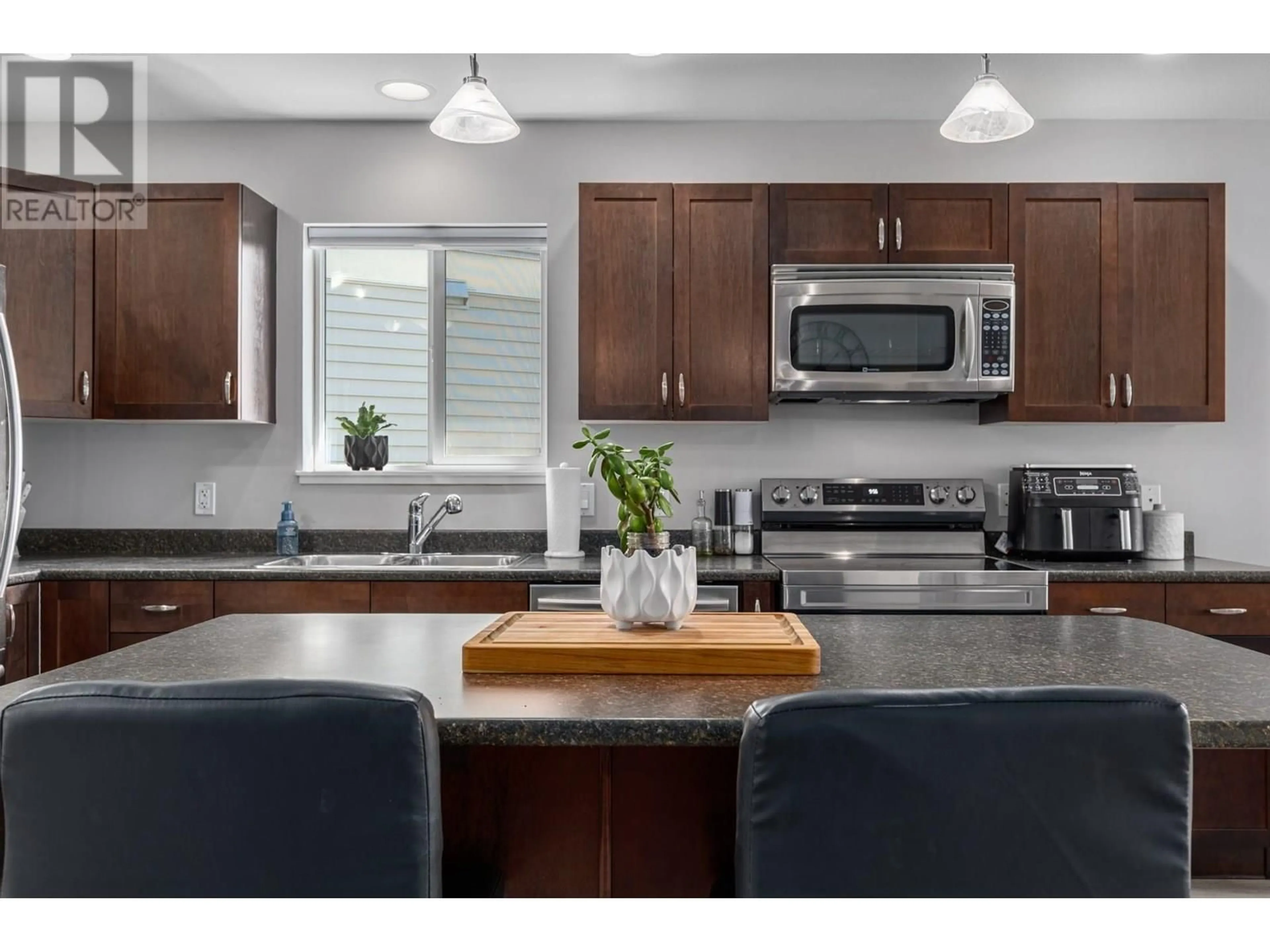 Open concept kitchen, unknown for 2 - 1900 HUGH ALLAN DRIVE, Kamloops British Columbia V1S0A8