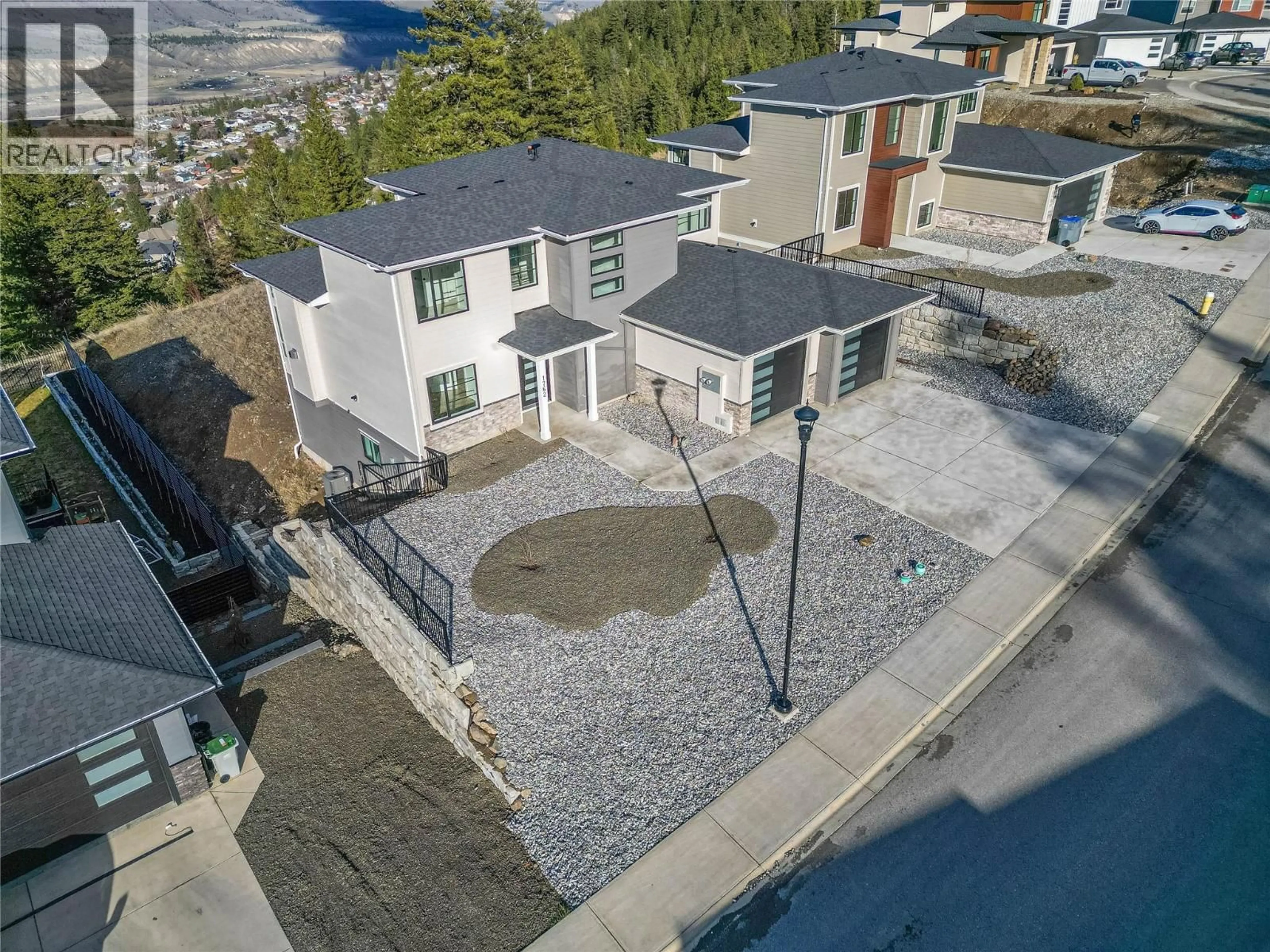 A pic from outside/outdoor area/front of a property/back of a property/a pic from drone, unknown for 1762 BALSAM PLACE, Kamloops British Columbia V2E0E2