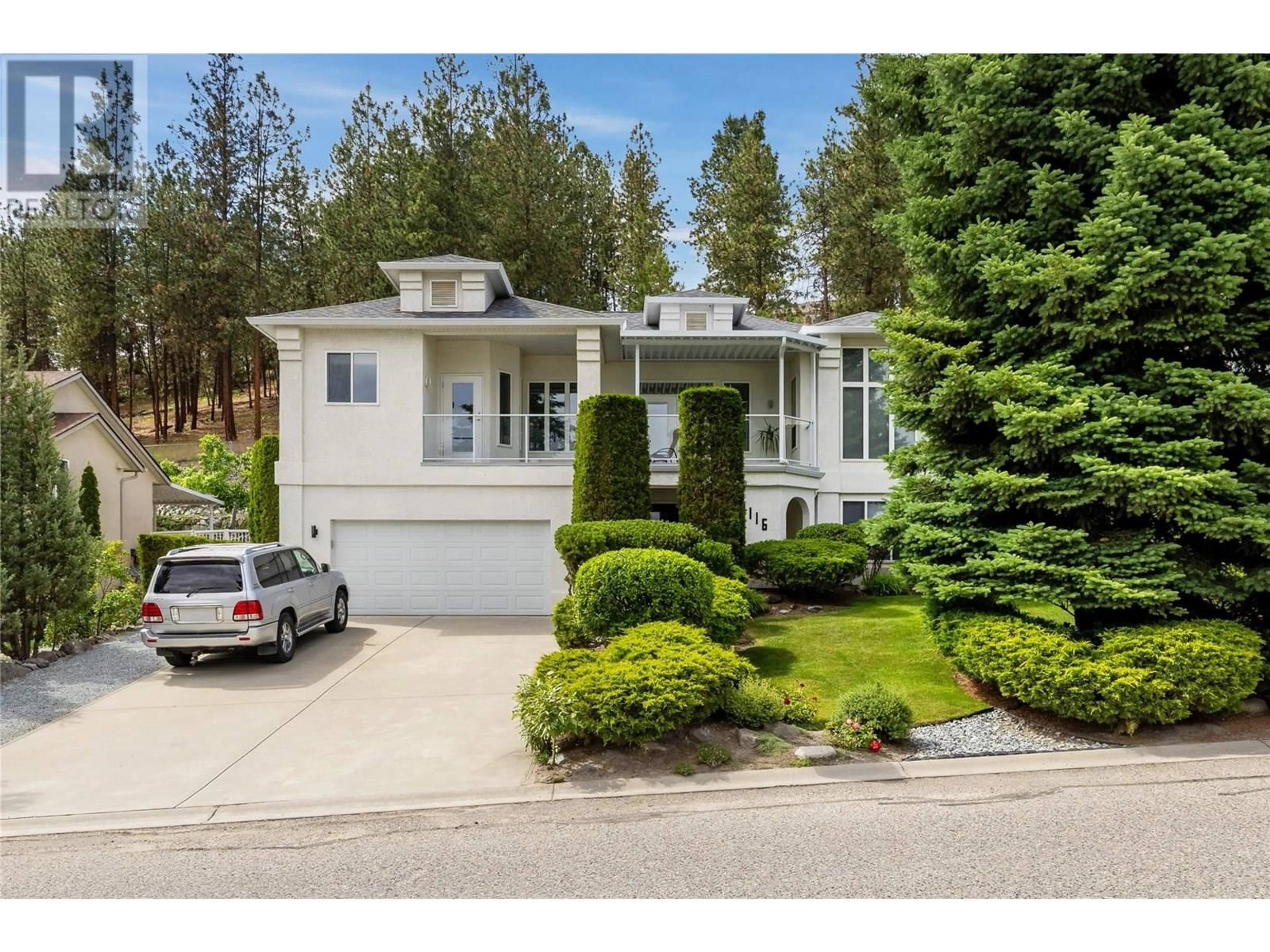 Home with vinyl exterior material, street for 1116 CALEDONIA WAY, West Kelowna British Columbia V1Z3N7