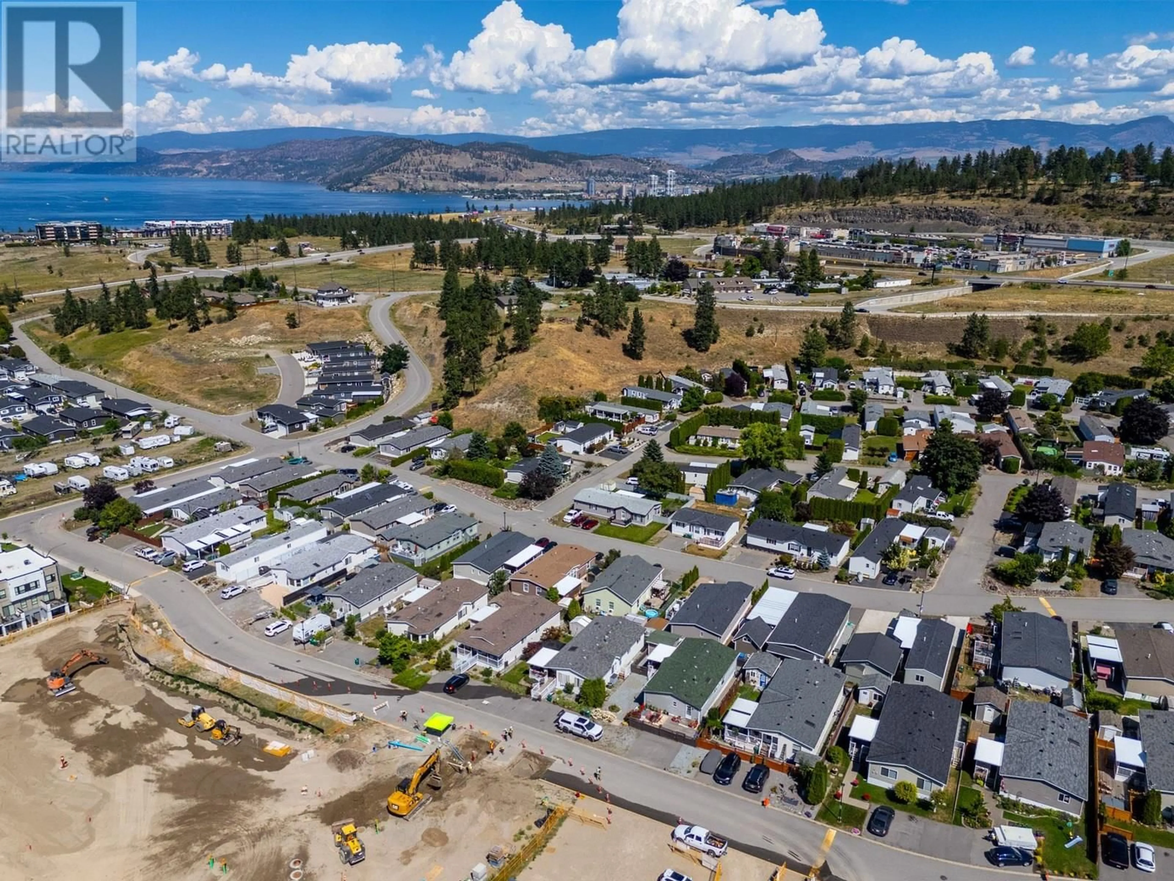A pic from outside/outdoor area/front of a property/back of a property/a pic from drone, unknown for 46 - 610 KATHERINE ROAD, Kelowna British Columbia V1Z3G2