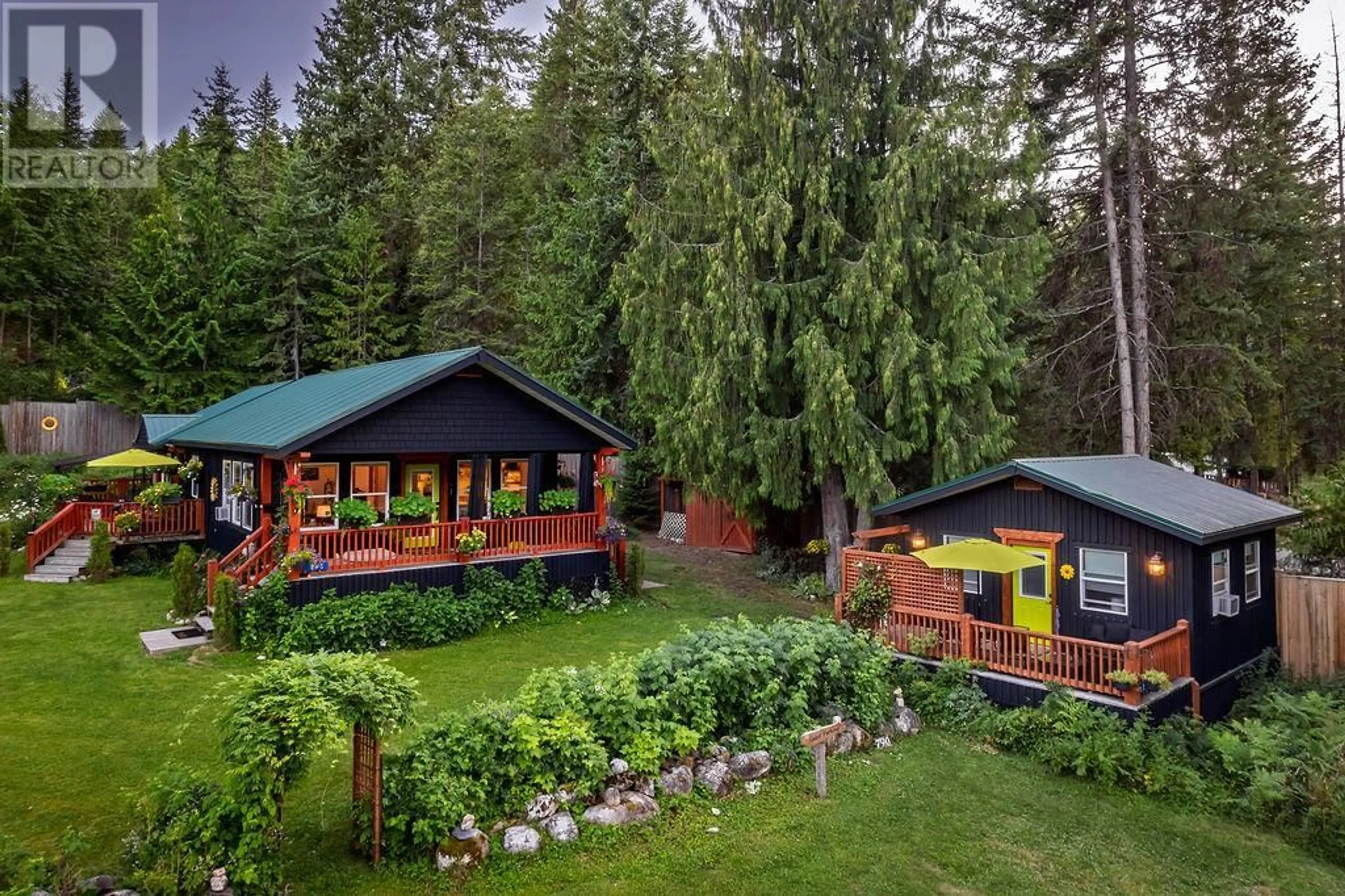 A pic from outside/outdoor area/front of a property/back of a property/a pic from drone, unknown for 790 & 794 LEWIS ROAD, Harrop British Columbia V1L6P7