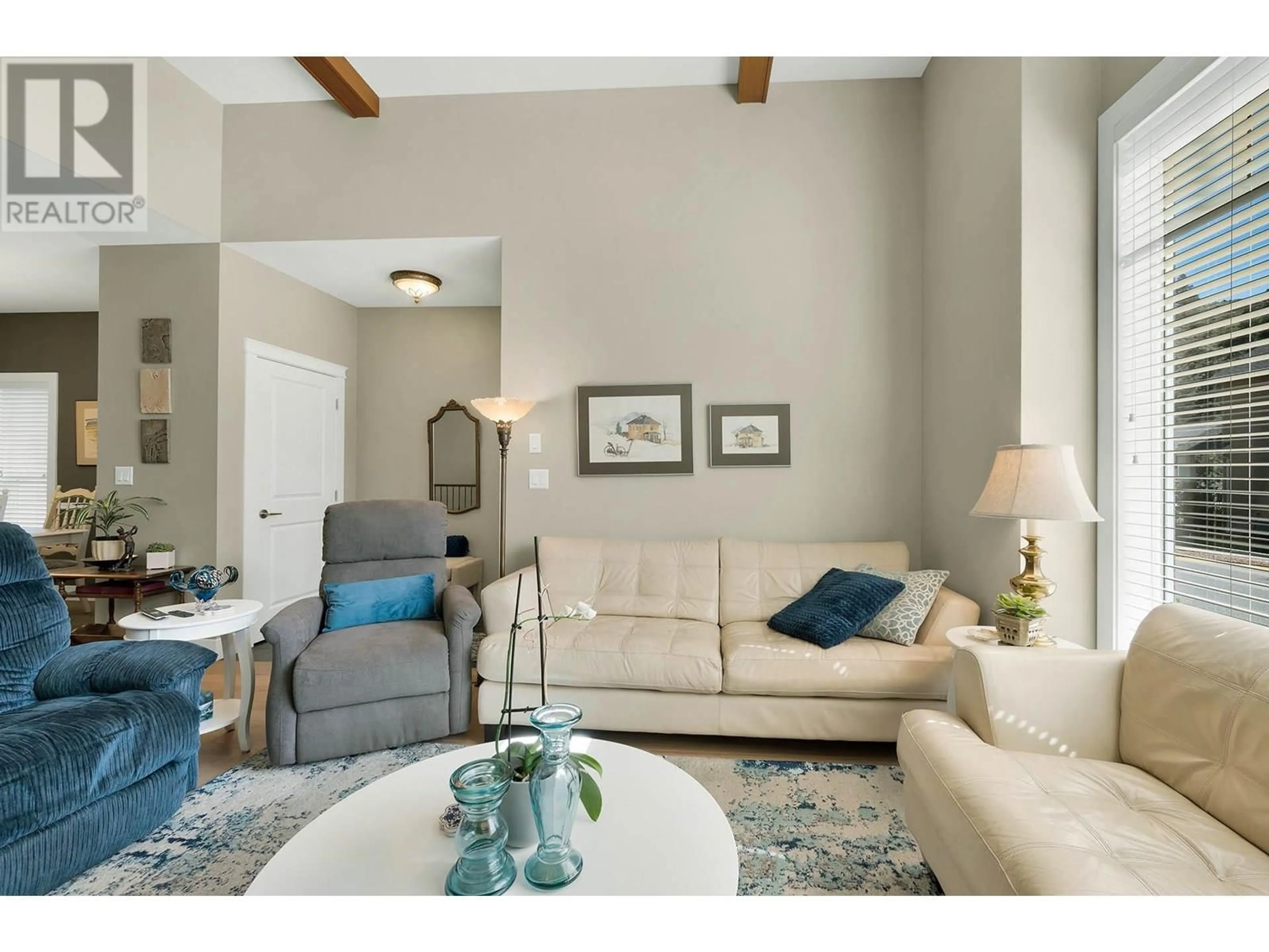 Living room with furniture, unknown for 123 - 2920 VALLEYVIEW DRIVE, Kamloops British Columbia V2C0A8