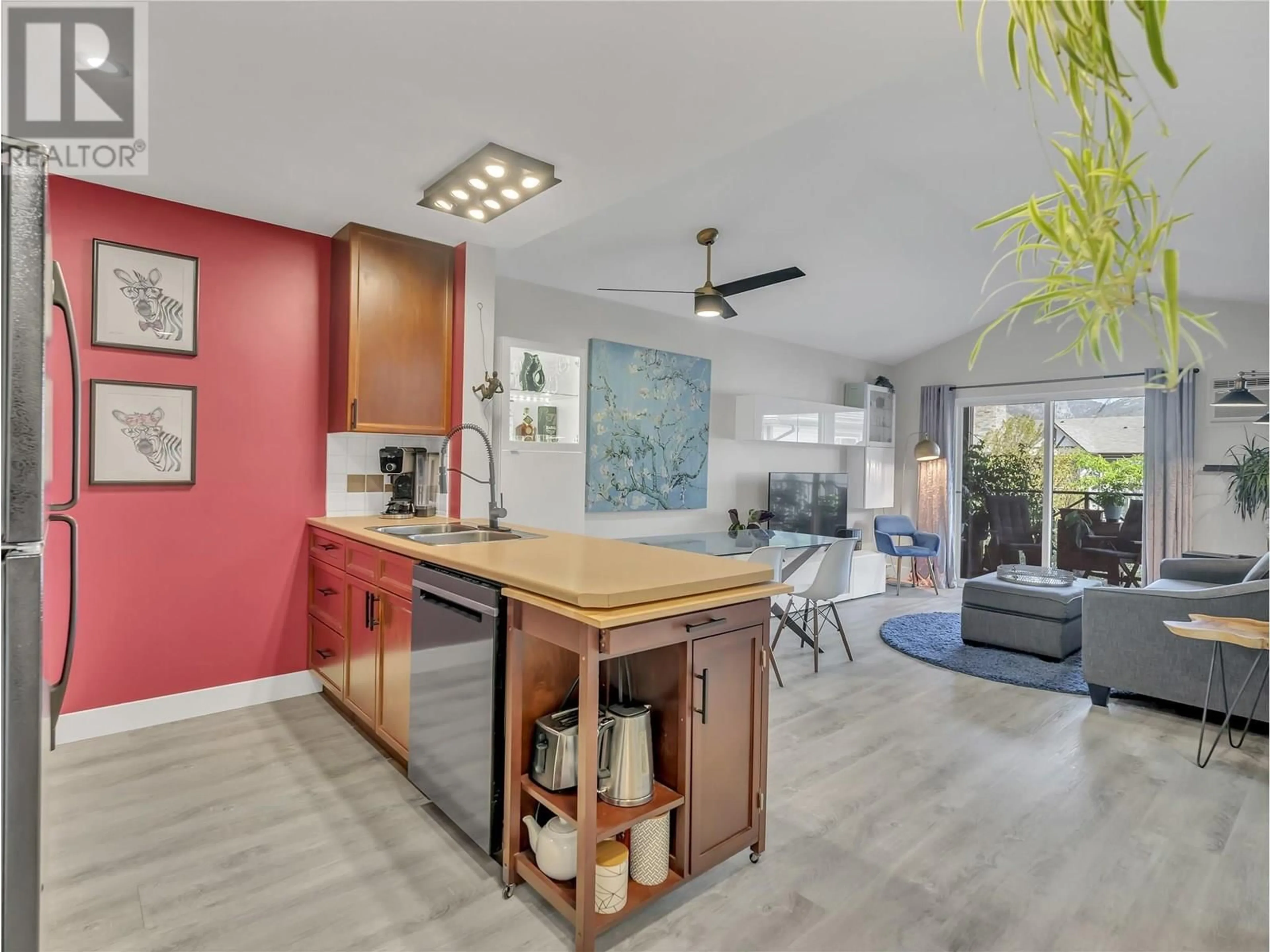 Open concept kitchen, unknown for 401 - 256 HASTINGS AVENUE, Penticton British Columbia V2A2V6