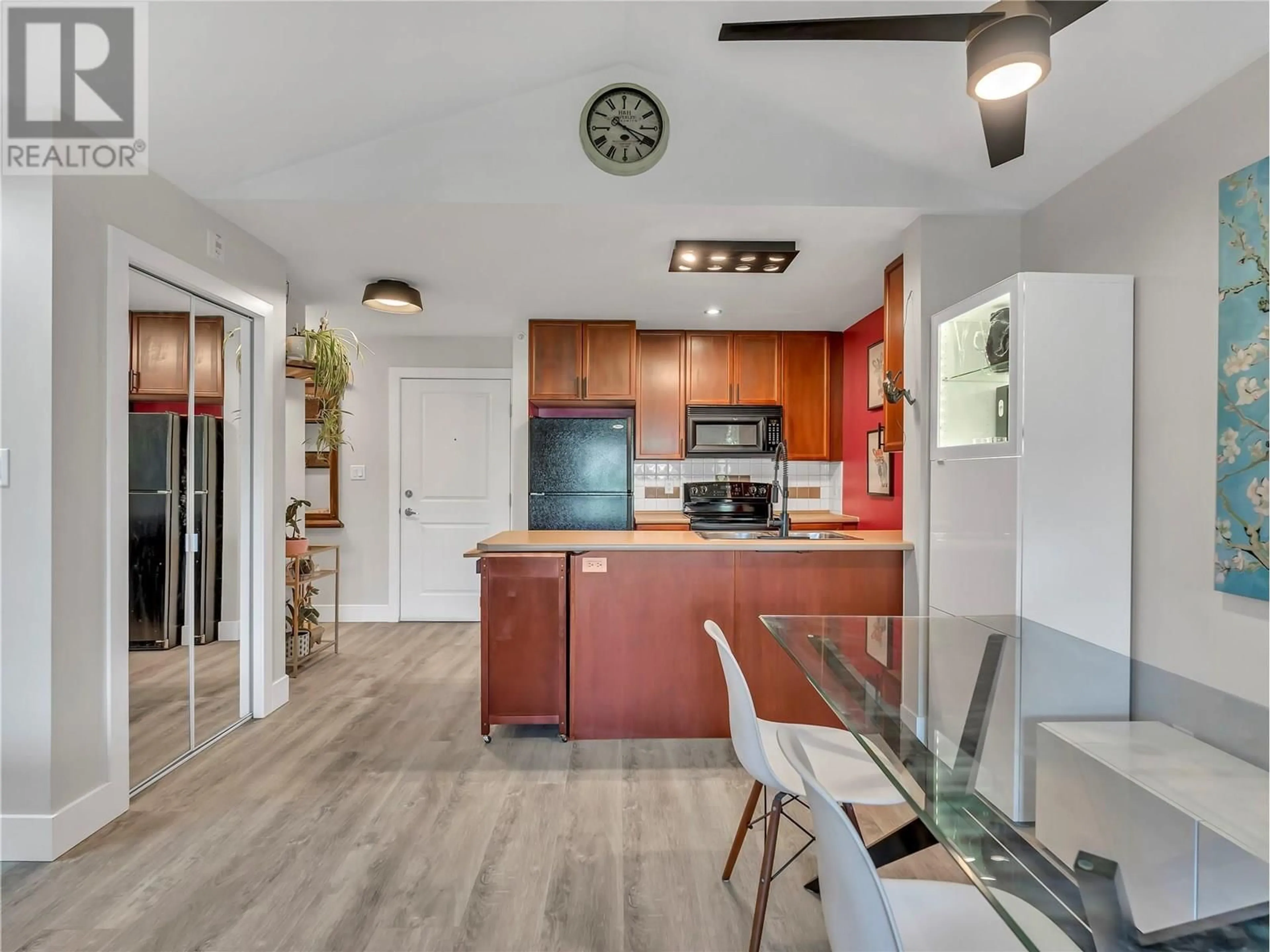 Open concept kitchen, unknown for 401 - 256 HASTINGS AVENUE, Penticton British Columbia V2A2V6