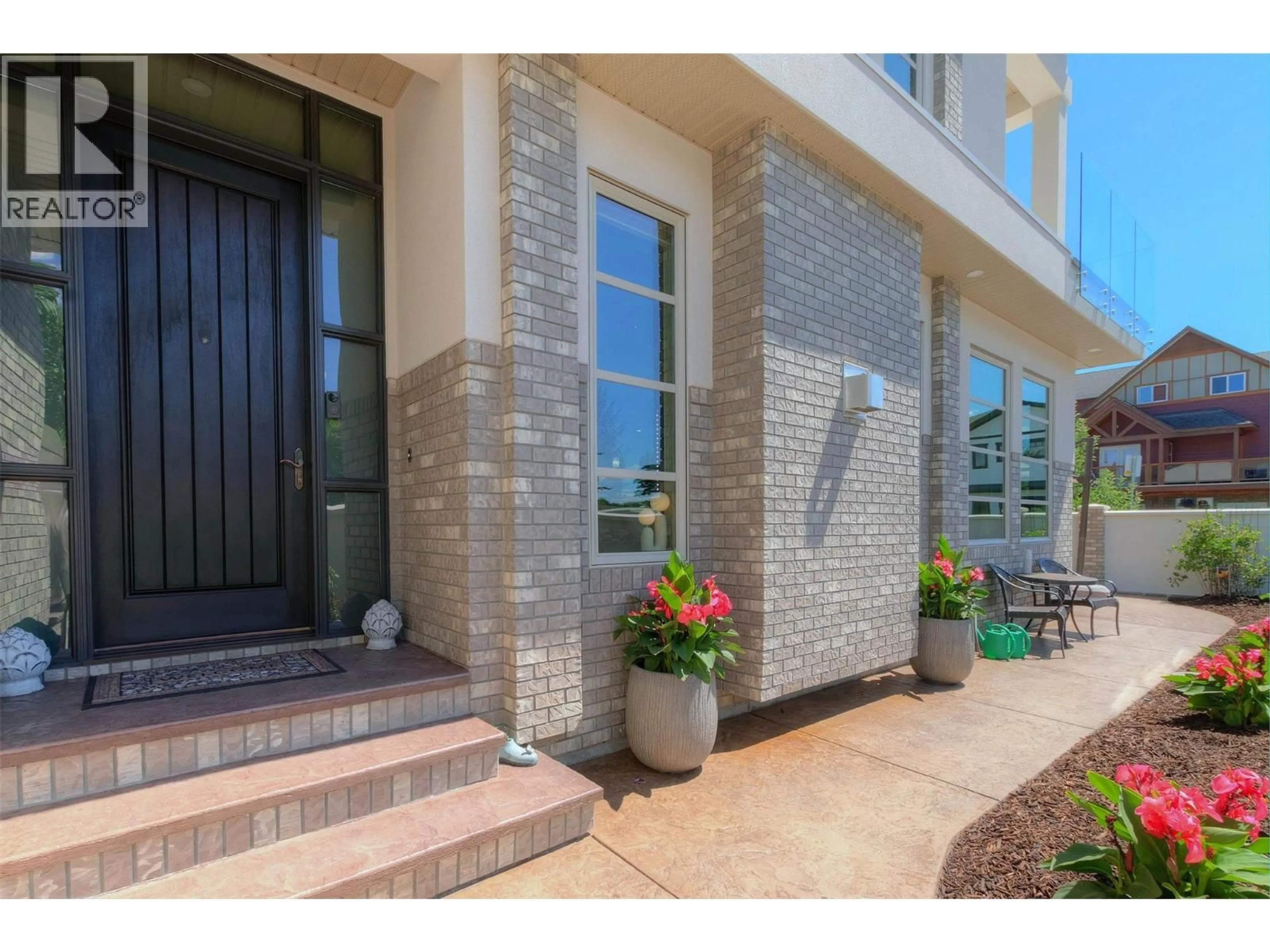 Unknown for 2575 ABBOTT STREET, Kelowna British Columbia V1Y9T9