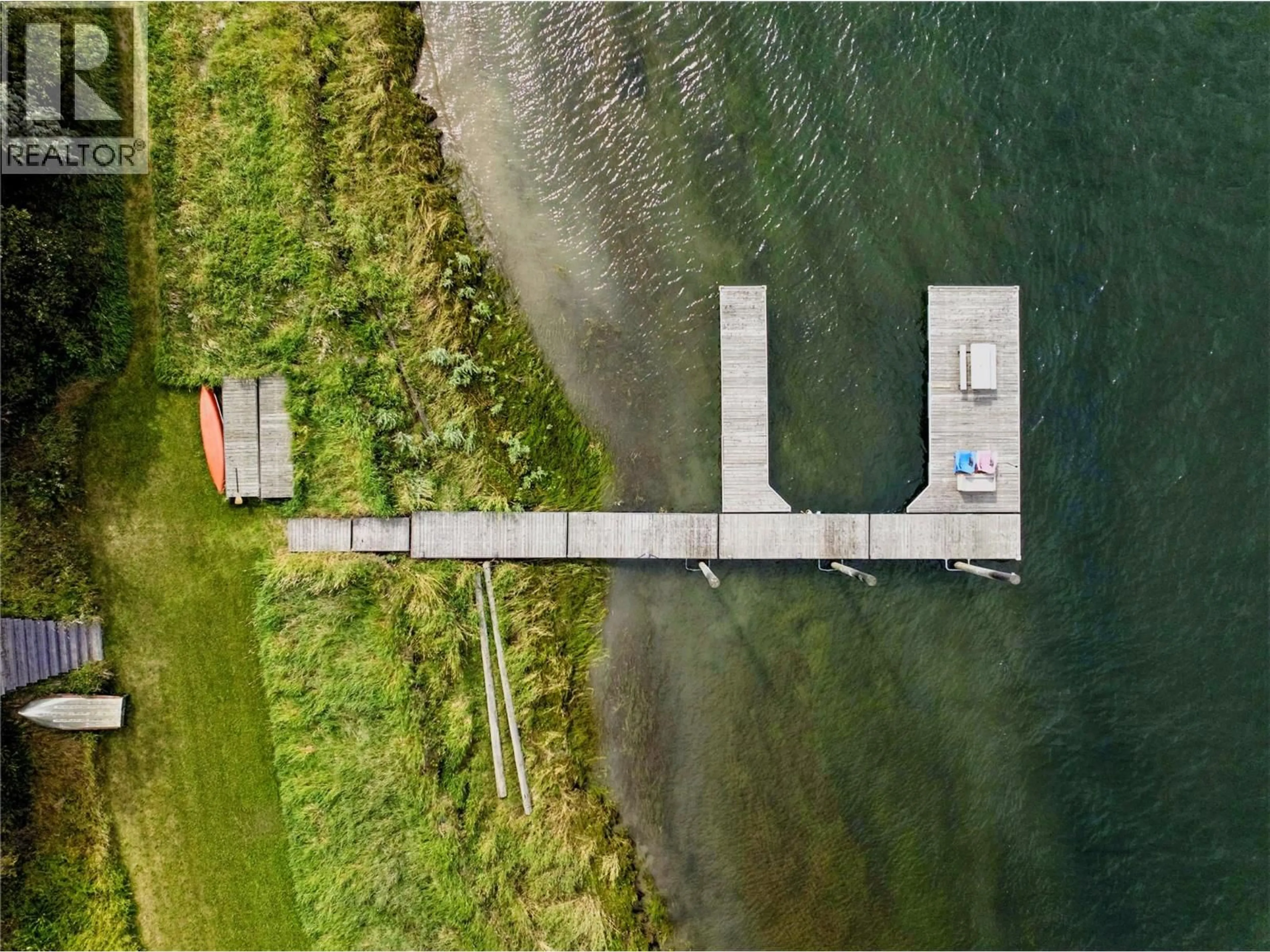 A pic from outside/outdoor area/front of a property/back of a property/a pic from drone, water/lake/river/ocean view for 4990 KIPP ROAD, Kamloops British Columbia V2C4T2