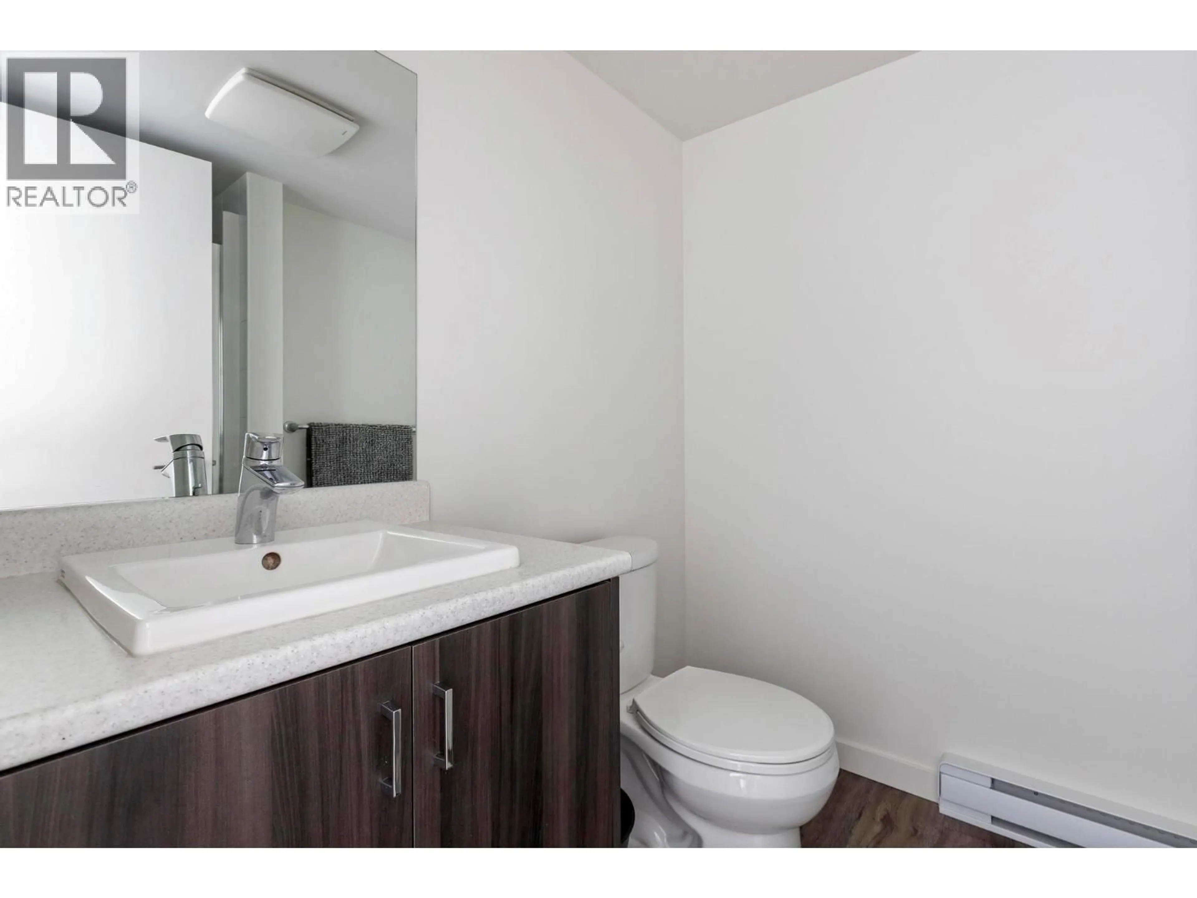 Standard bathroom, unknown for 118 - 695 ACADEMY WAY, Kelowna British Columbia V1V0C7