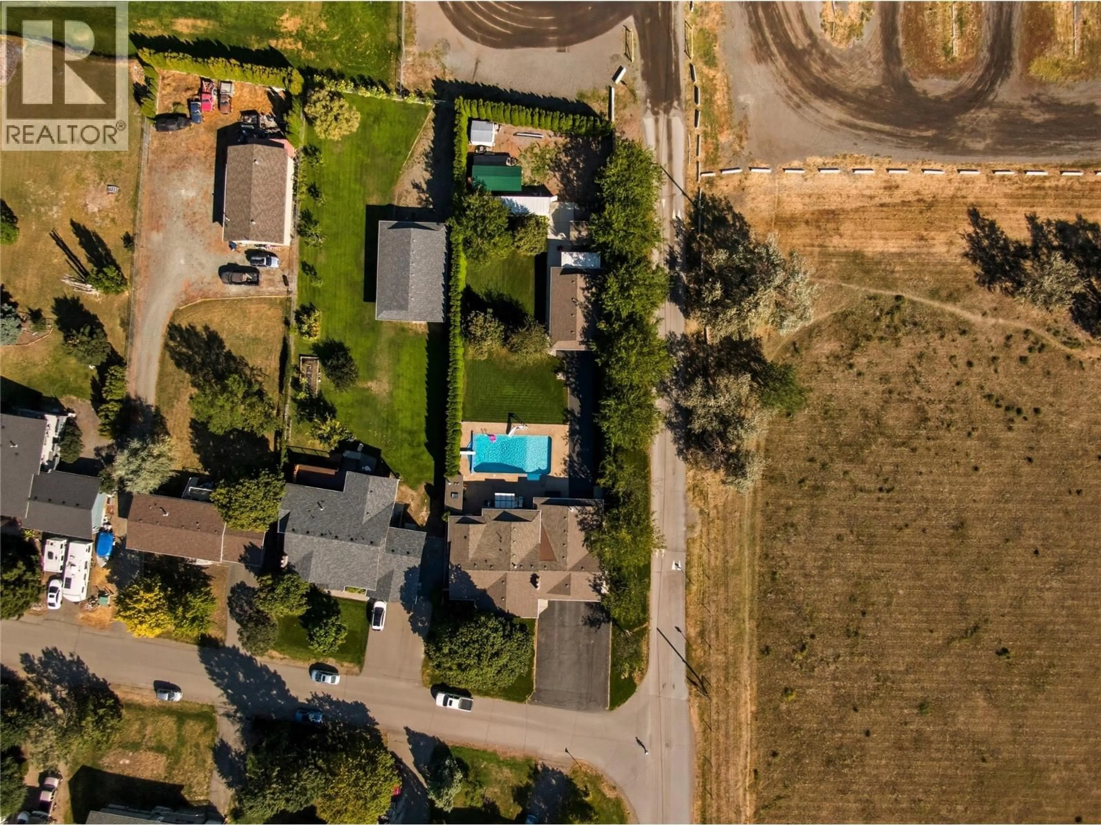 A pic from outside/outdoor area/front of a property/back of a property/a pic from drone, street for 5996 TODD HILL CRESCENT, Kamloops British Columbia V2C4X8