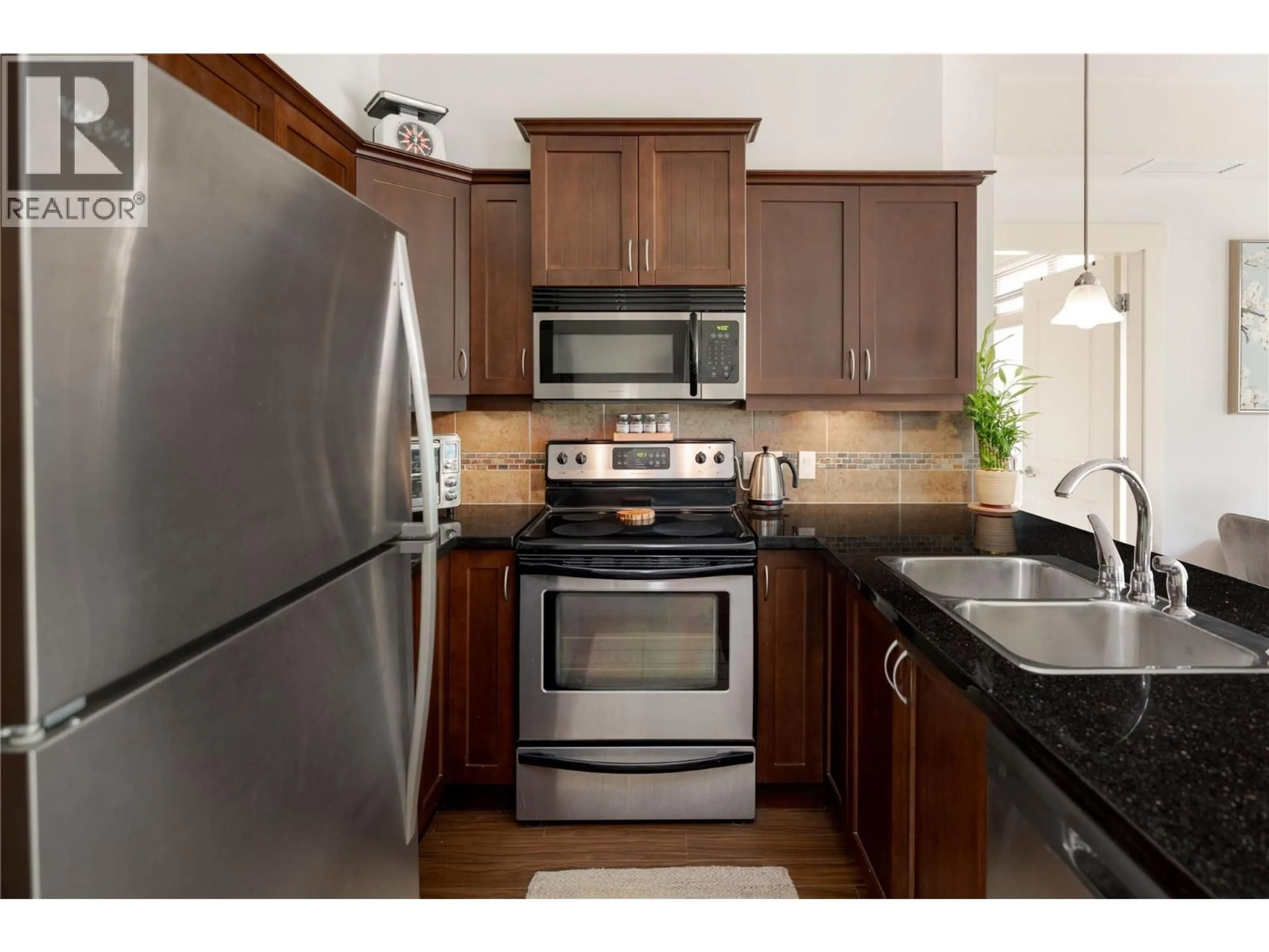Standard kitchen, unknown for 205 - 3521 CARRINGTON ROAD, West Kelowna British Columbia V4T2Z8