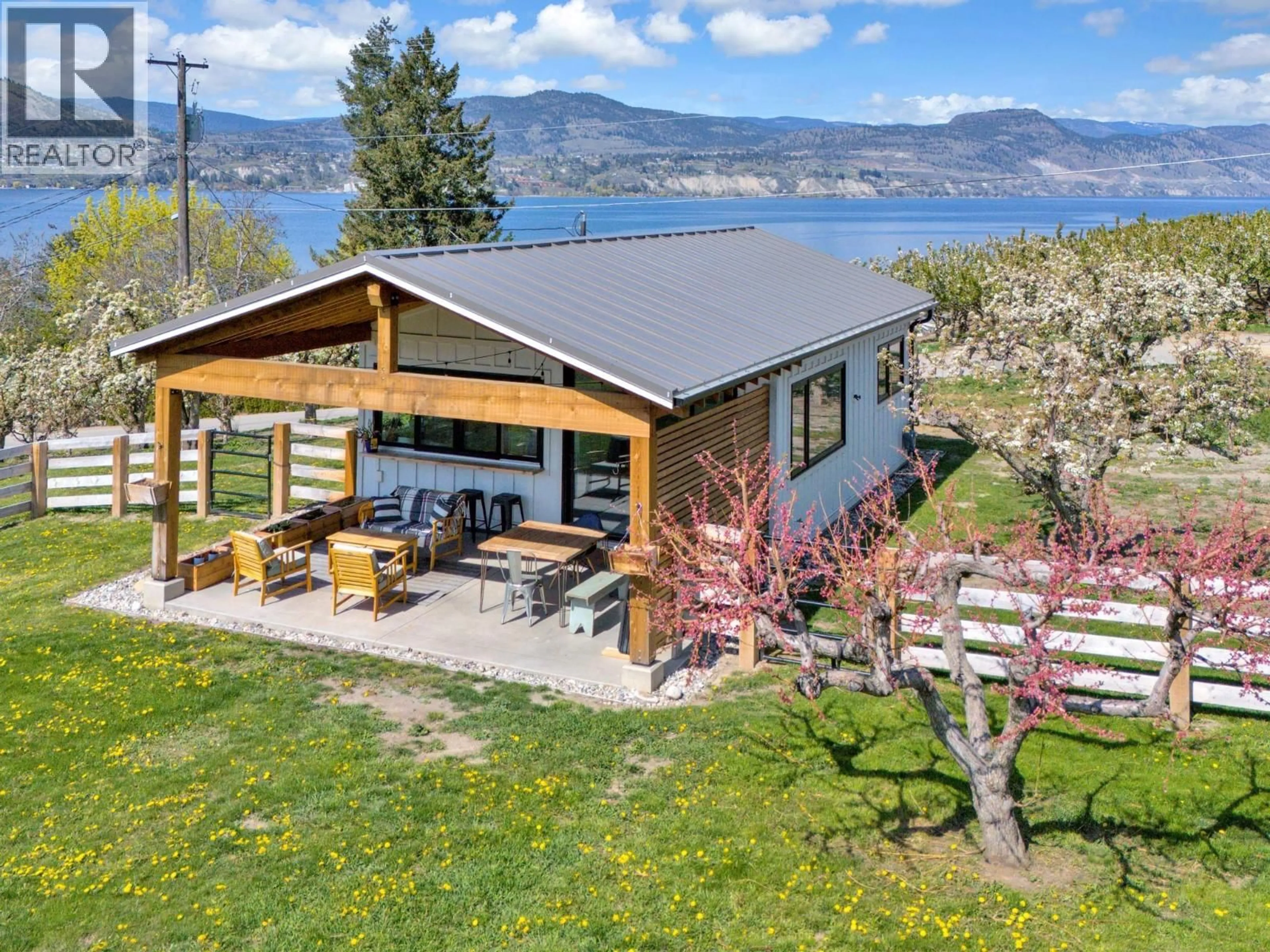 A pic from outside/outdoor area/front of a property/back of a property/a pic from drone, water/lake/river/ocean view for 620 BOOTHE ROAD, Naramata British Columbia V0H1N1