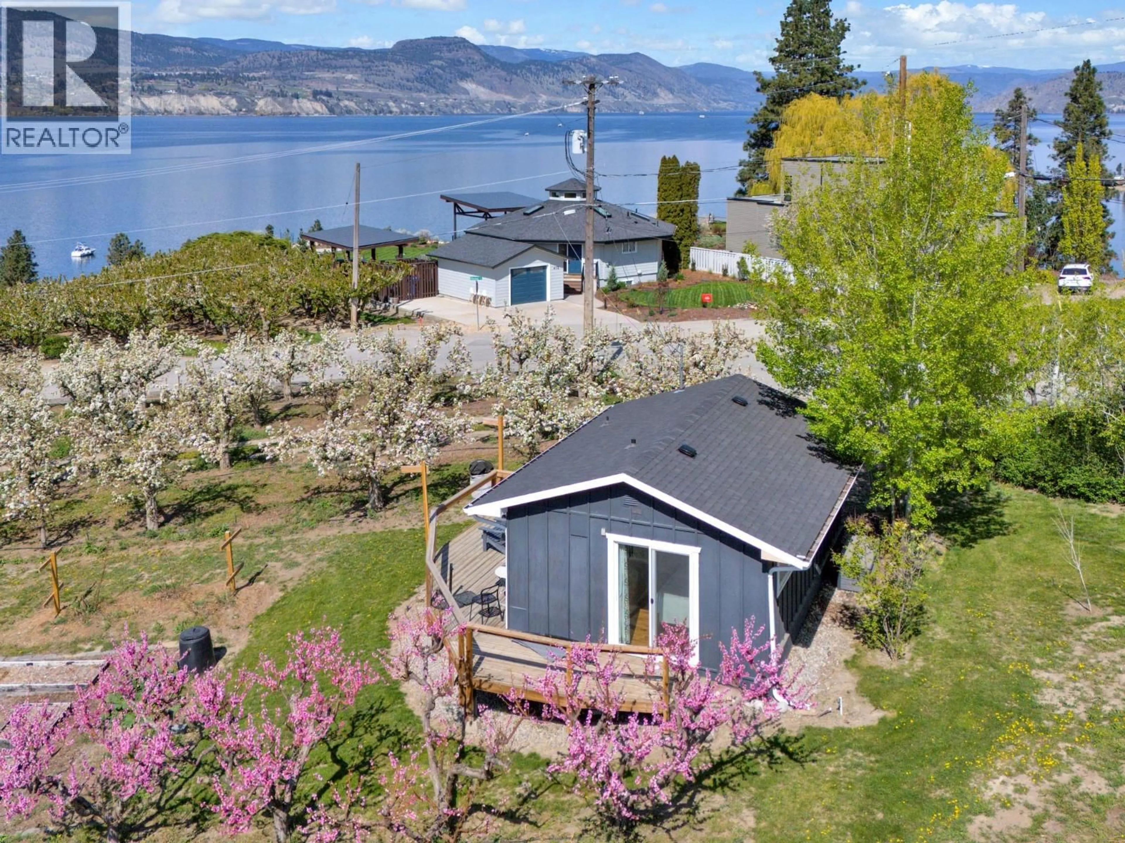A pic from outside/outdoor area/front of a property/back of a property/a pic from drone, water/lake/river/ocean view for 620 BOOTHE ROAD, Naramata British Columbia V0H1N1
