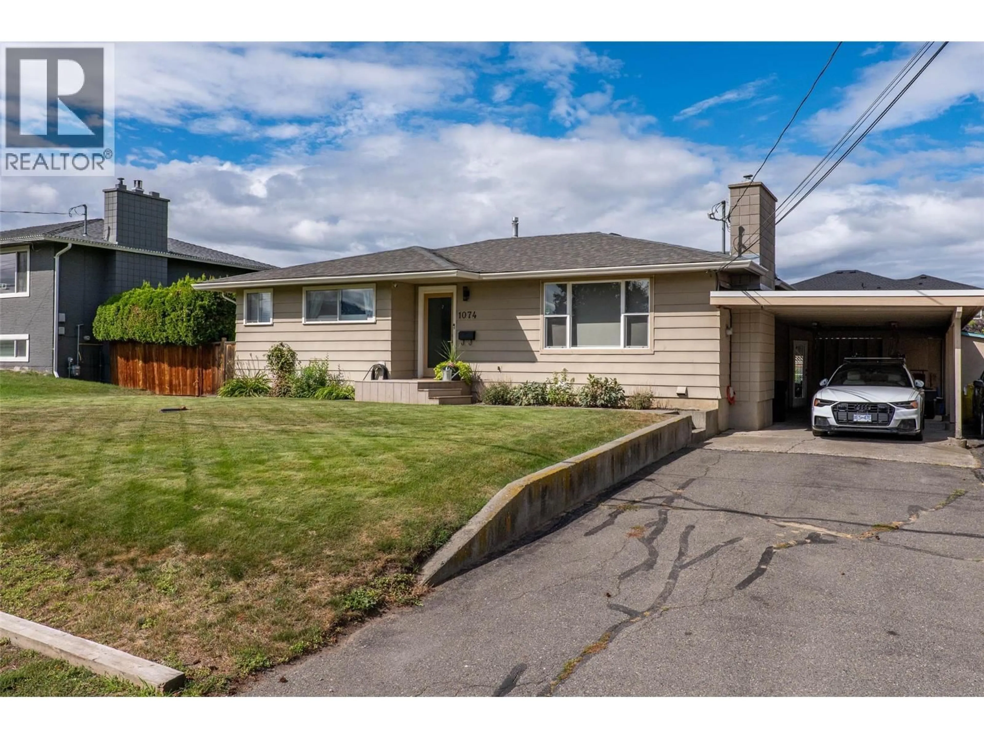 Home with vinyl exterior material, street for 1074 NICOLANI DRIVE, Kamloops British Columbia V2B5B5