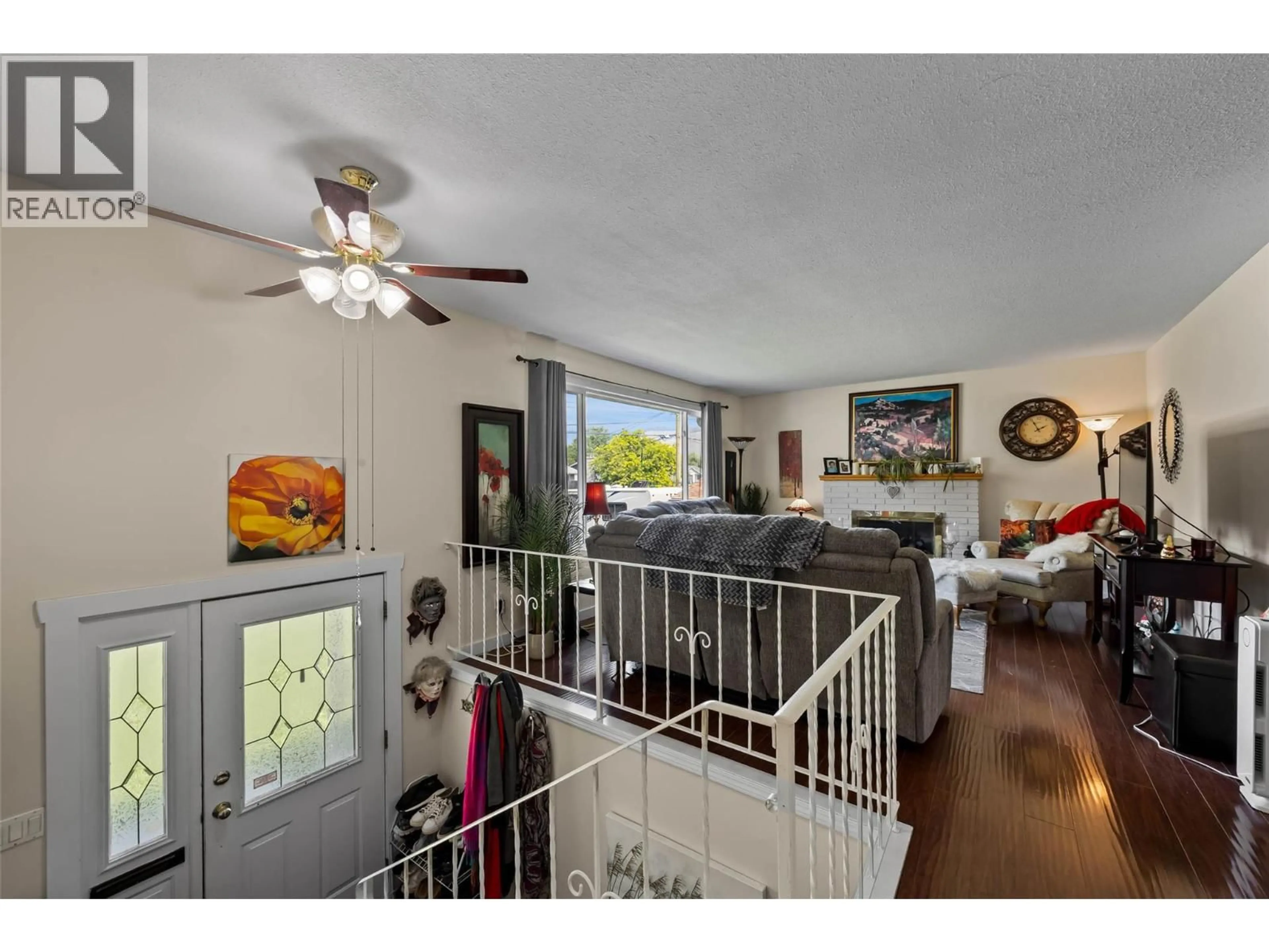 Unknown for 875 PUHALLO DRIVE, Kamloops British Columbia V2B6P8