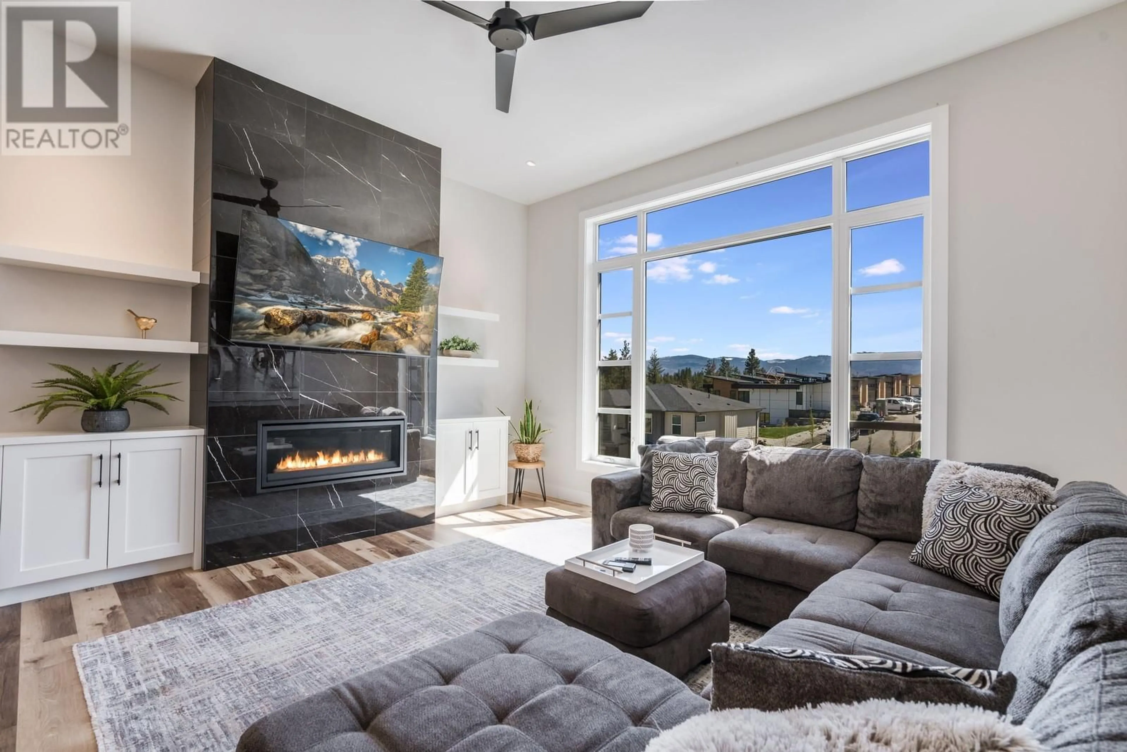 Living room with furniture, unknown for 2834 CANYON CREST DRIVE, West Kelowna British Columbia V4T0E3