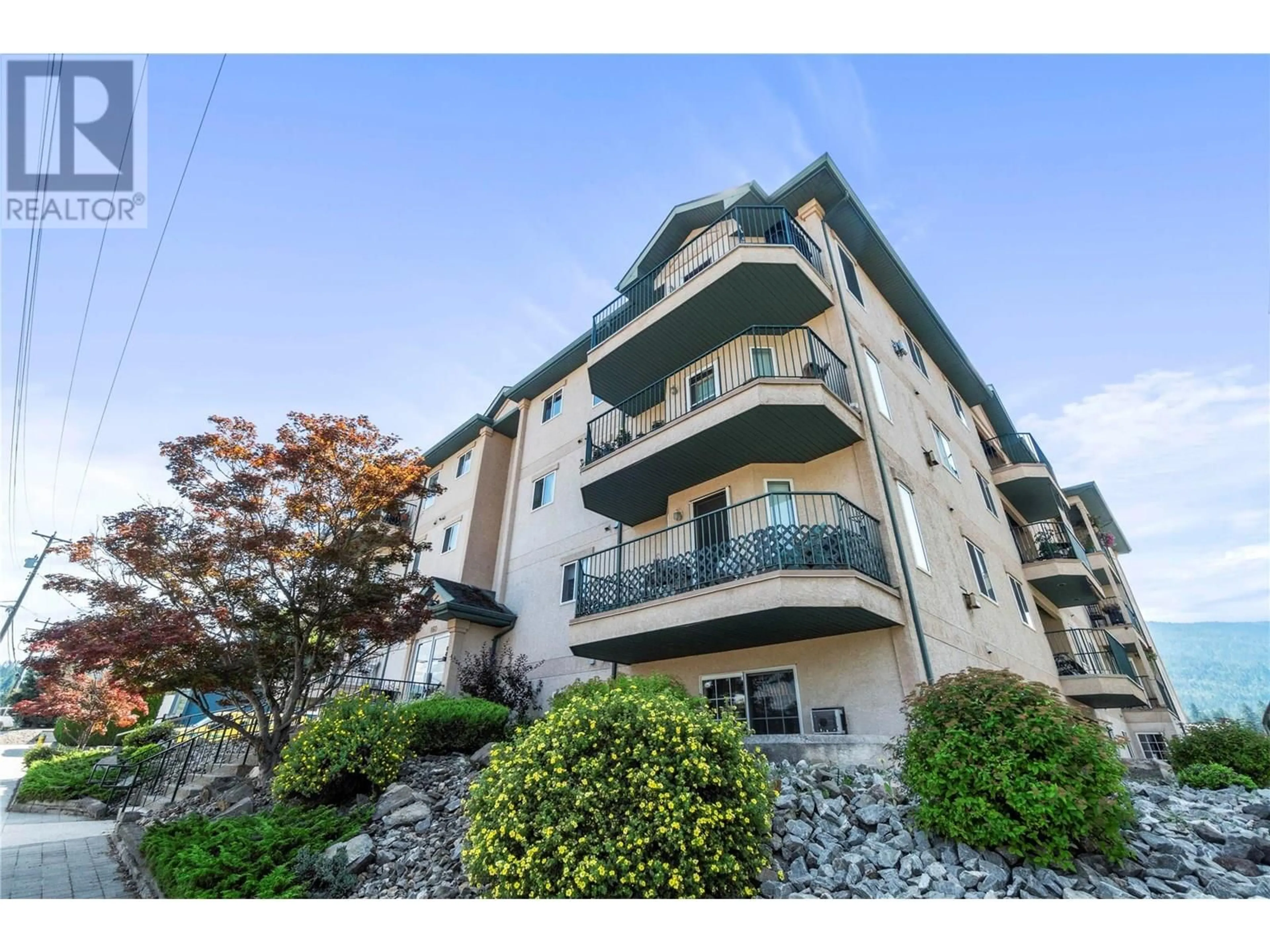 Patio, unknown for 401 - 160 5 AVENUE SOUTHWEST, Salmon Arm British Columbia V1E1R4