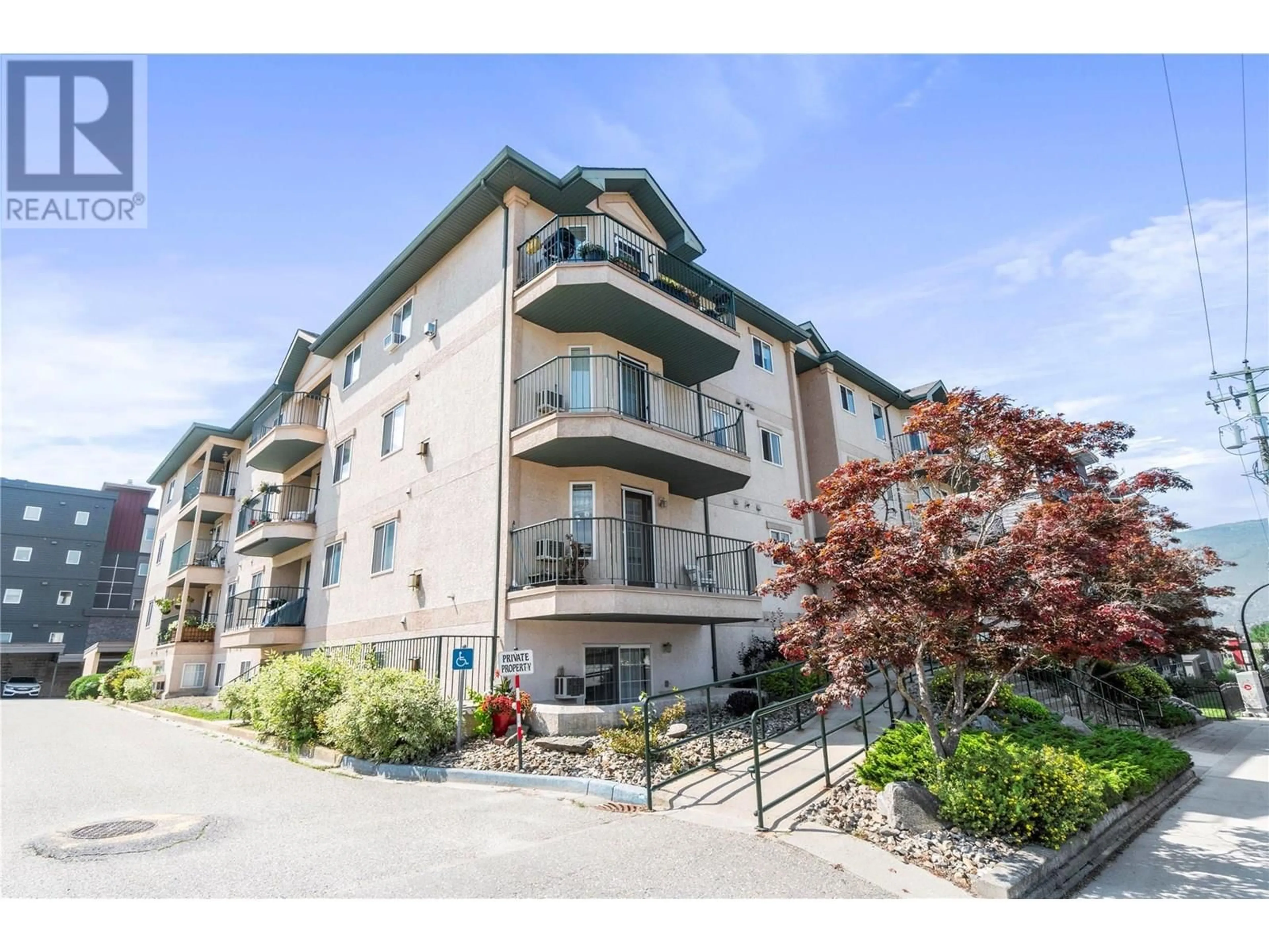 A pic from outside/outdoor area/front of a property/back of a property/a pic from drone, unknown for 401 - 160 5 AVENUE SOUTHWEST, Salmon Arm British Columbia V1E1R4