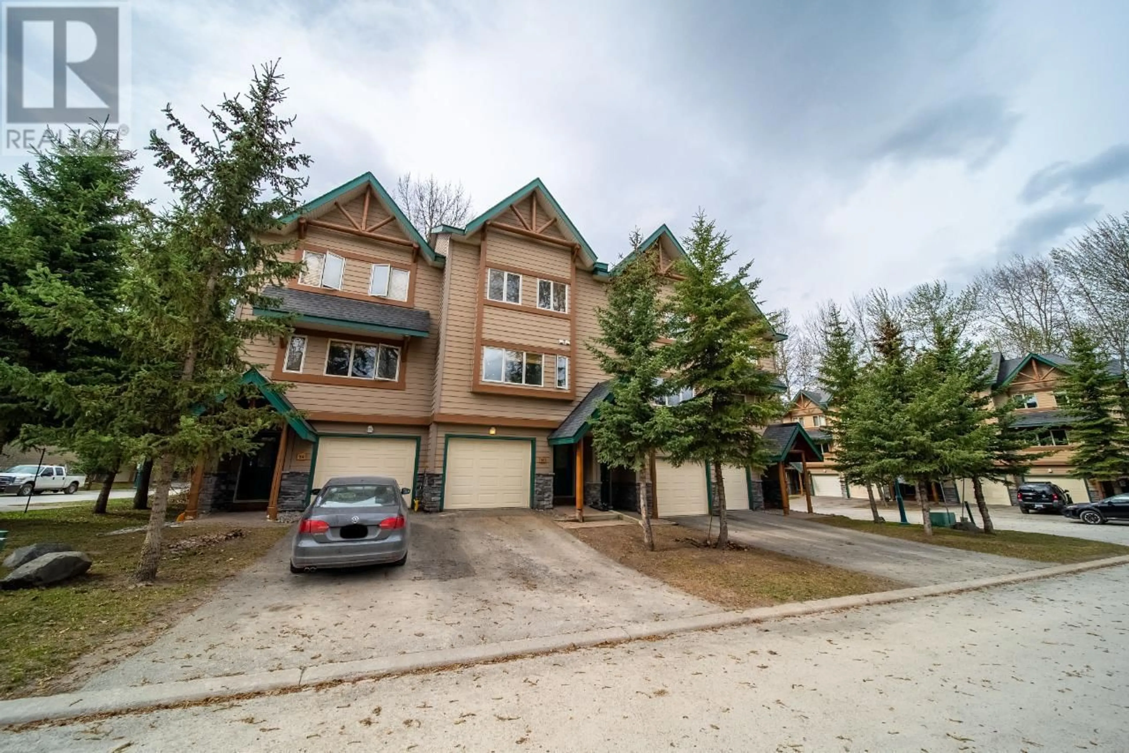 A pic from outside/outdoor area/front of a property/back of a property/a pic from drone, street for B - 3 CREEK PLACE, Fernie British Columbia V0B1M4