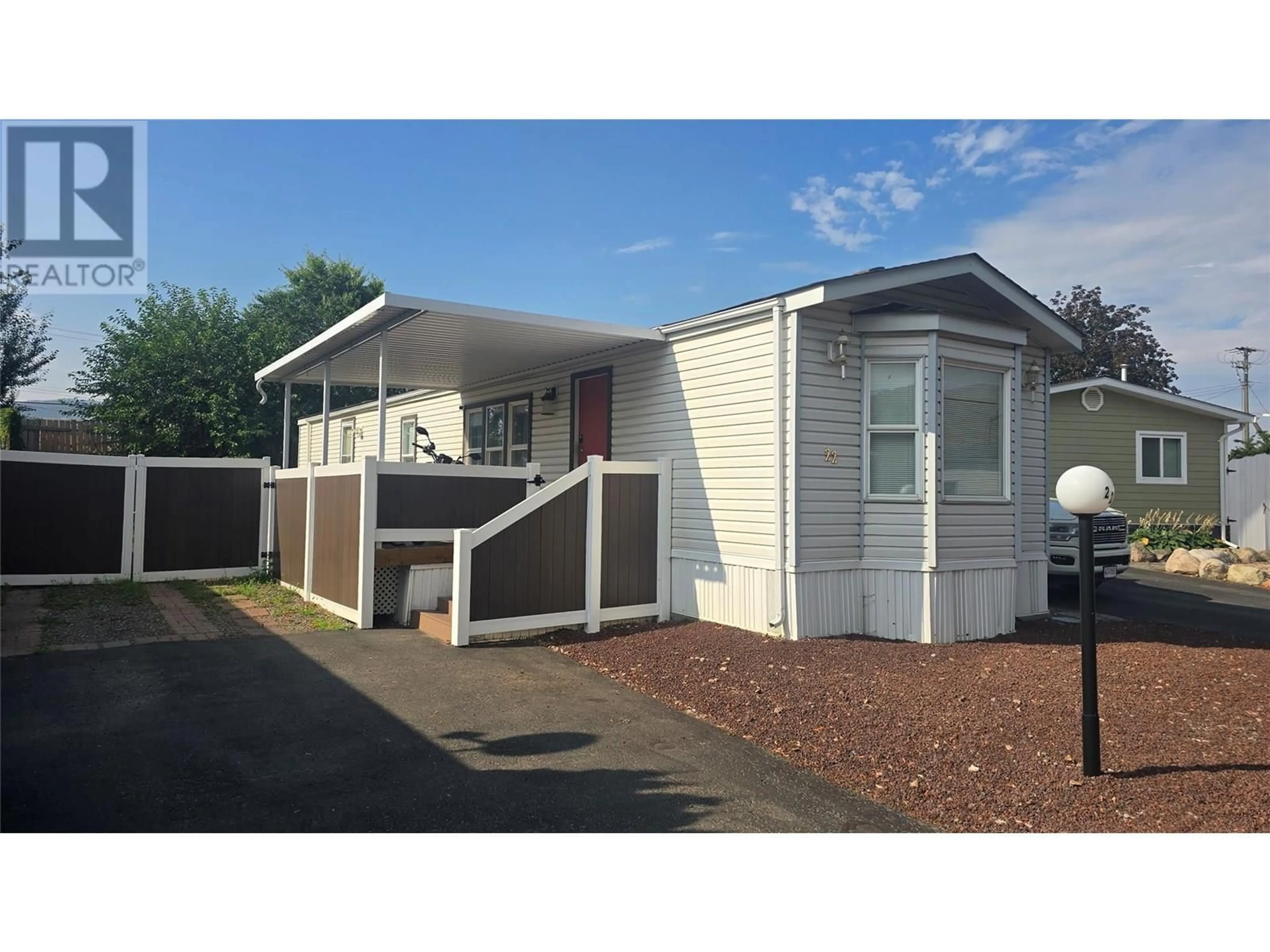 Home with vinyl exterior material, street for 22 - 1525 ORD ROAD, Kamloops British Columbia V2B7V2