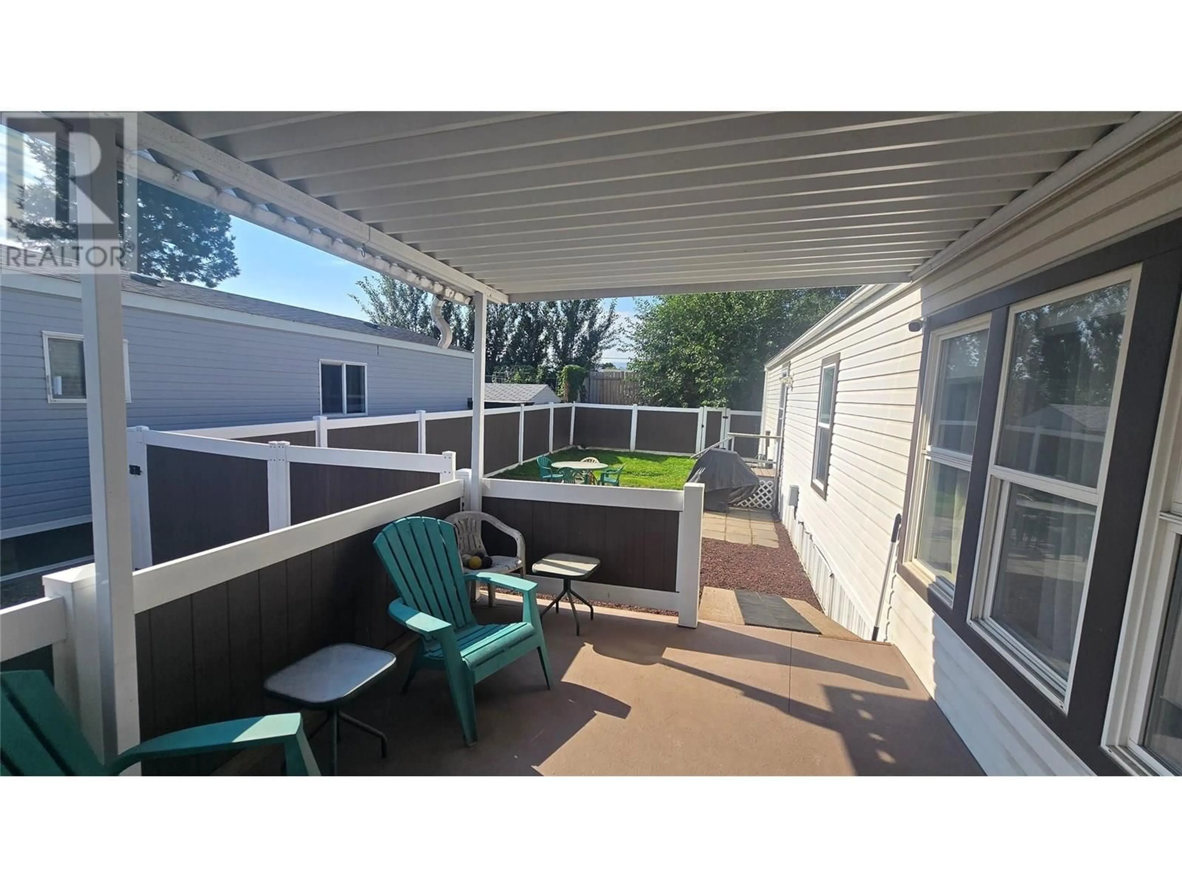 Patio, street for 22 - 1525 ORD ROAD, Kamloops British Columbia V2B7V2