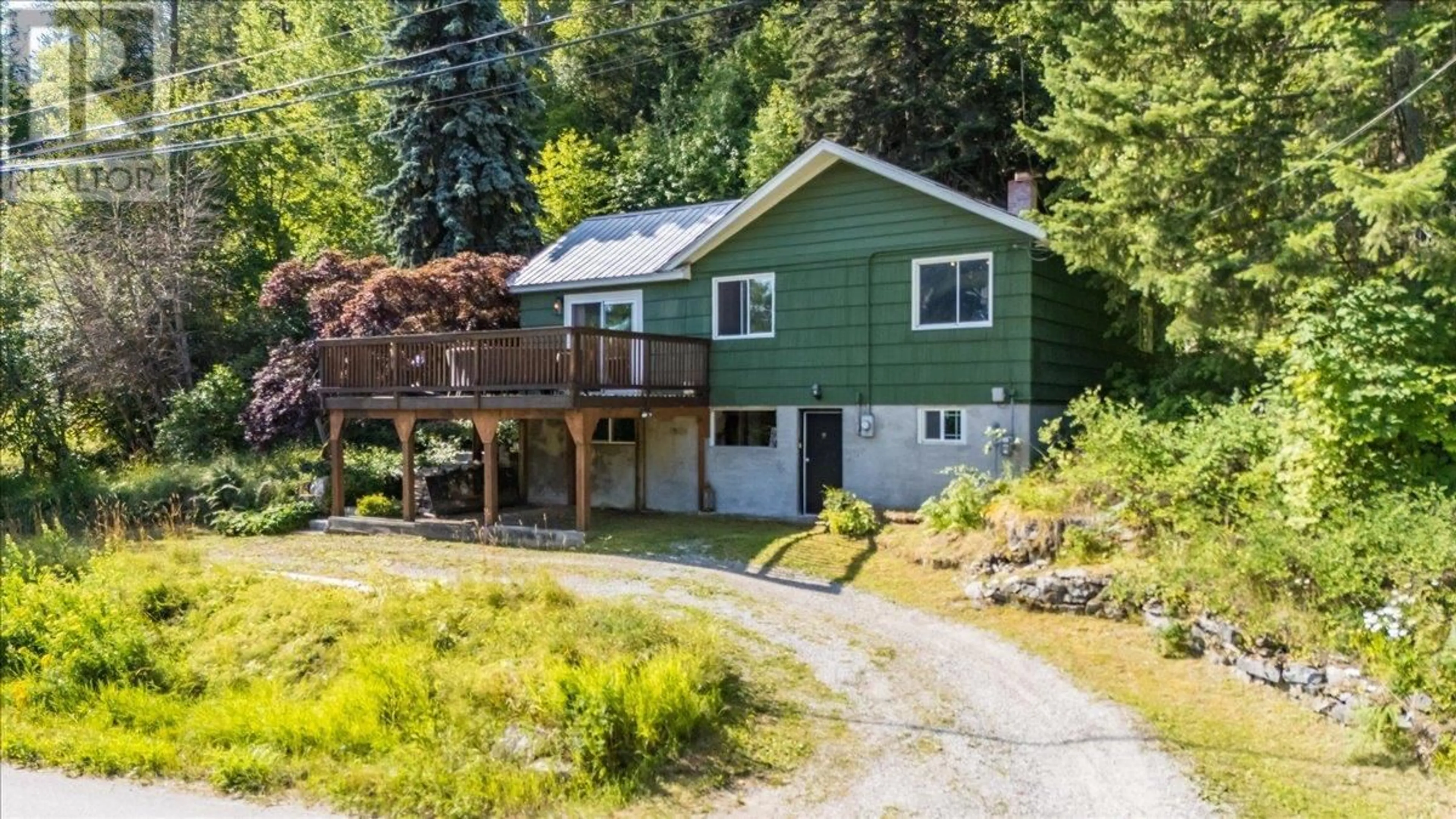Home with vinyl exterior material, street for 1835 GRANITE ROAD, Nelson British Columbia V1L6T8