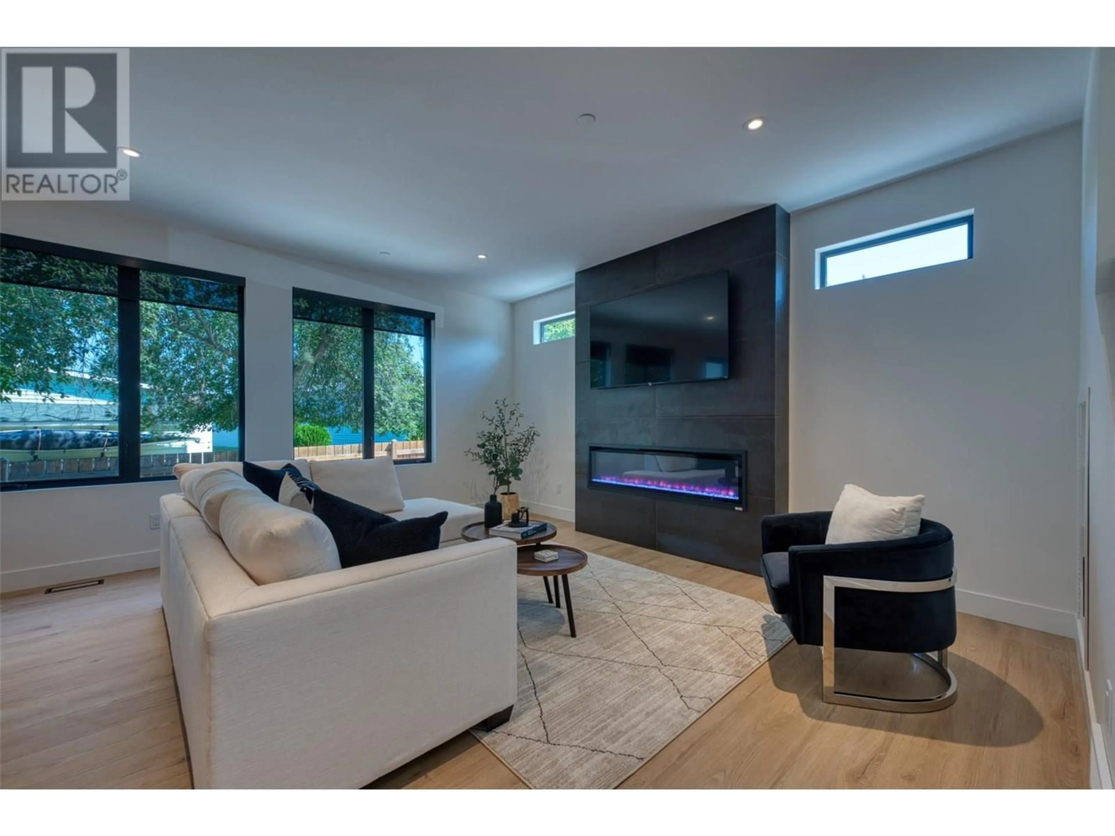 Living room with furniture, unknown for 2 - 3010 HOLLAND ROAD, Kelowna British Columbia V1W3P8