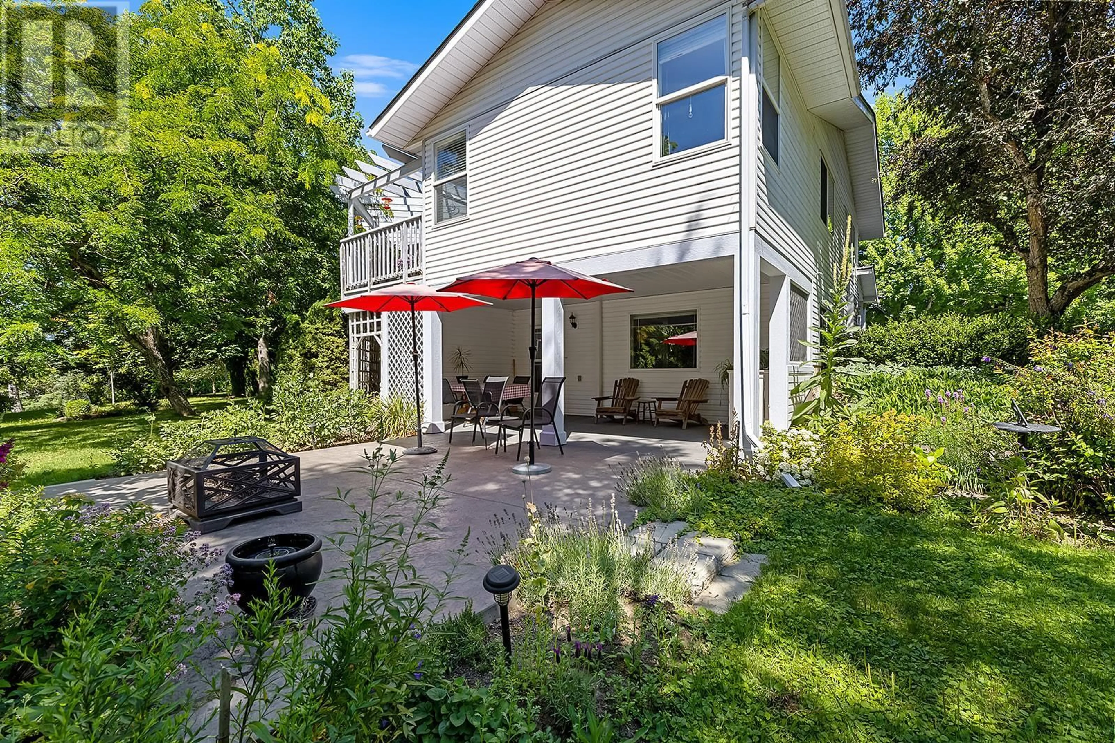 Patio, water/lake/river/ocean view for 1243 8 AVENUE NORTH, Creston British Columbia V0B1G6