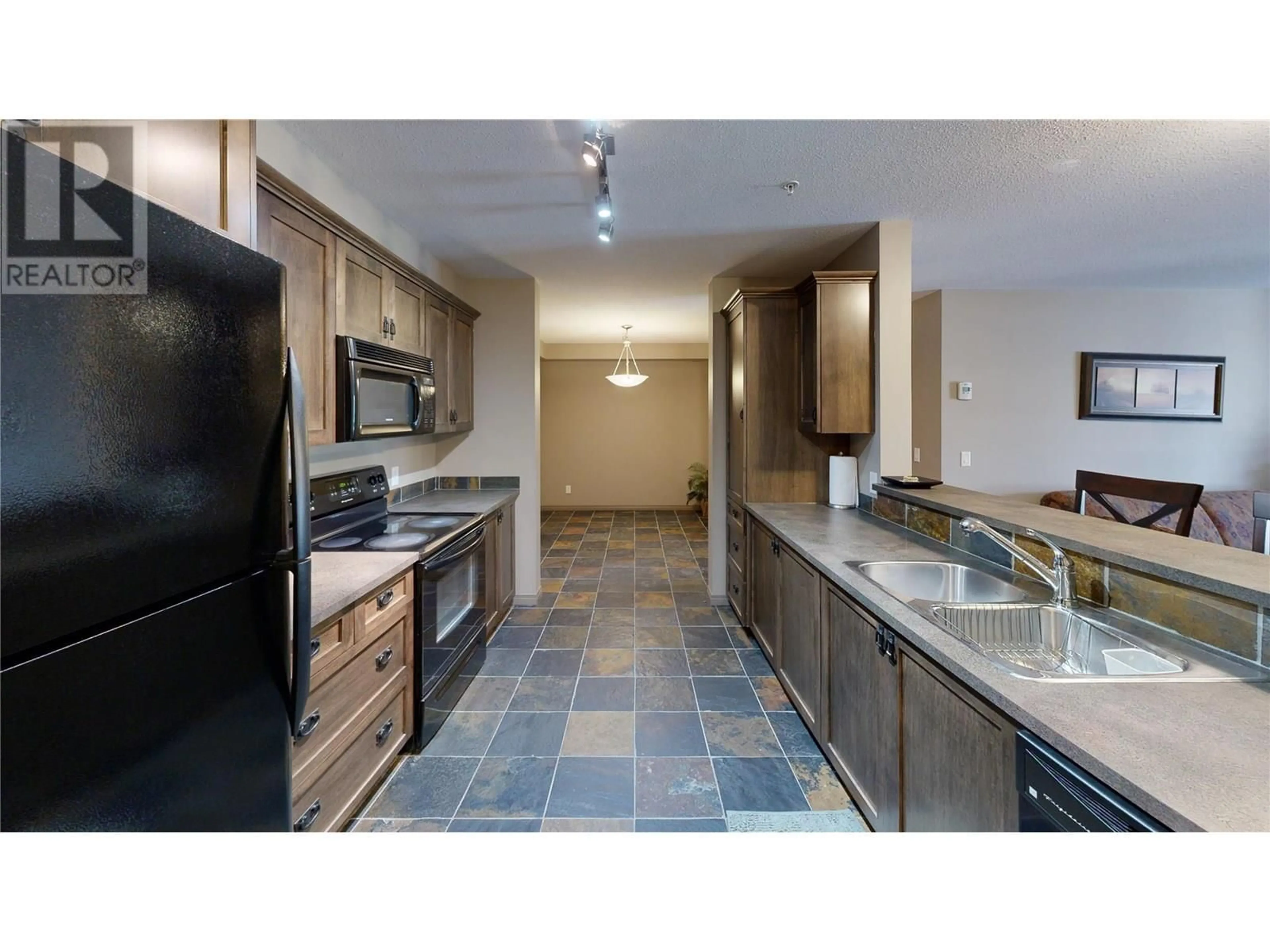 Unknown for 207 - 4874 STANLEY STREET, Radium Hot Springs British Columbia V0A1M0