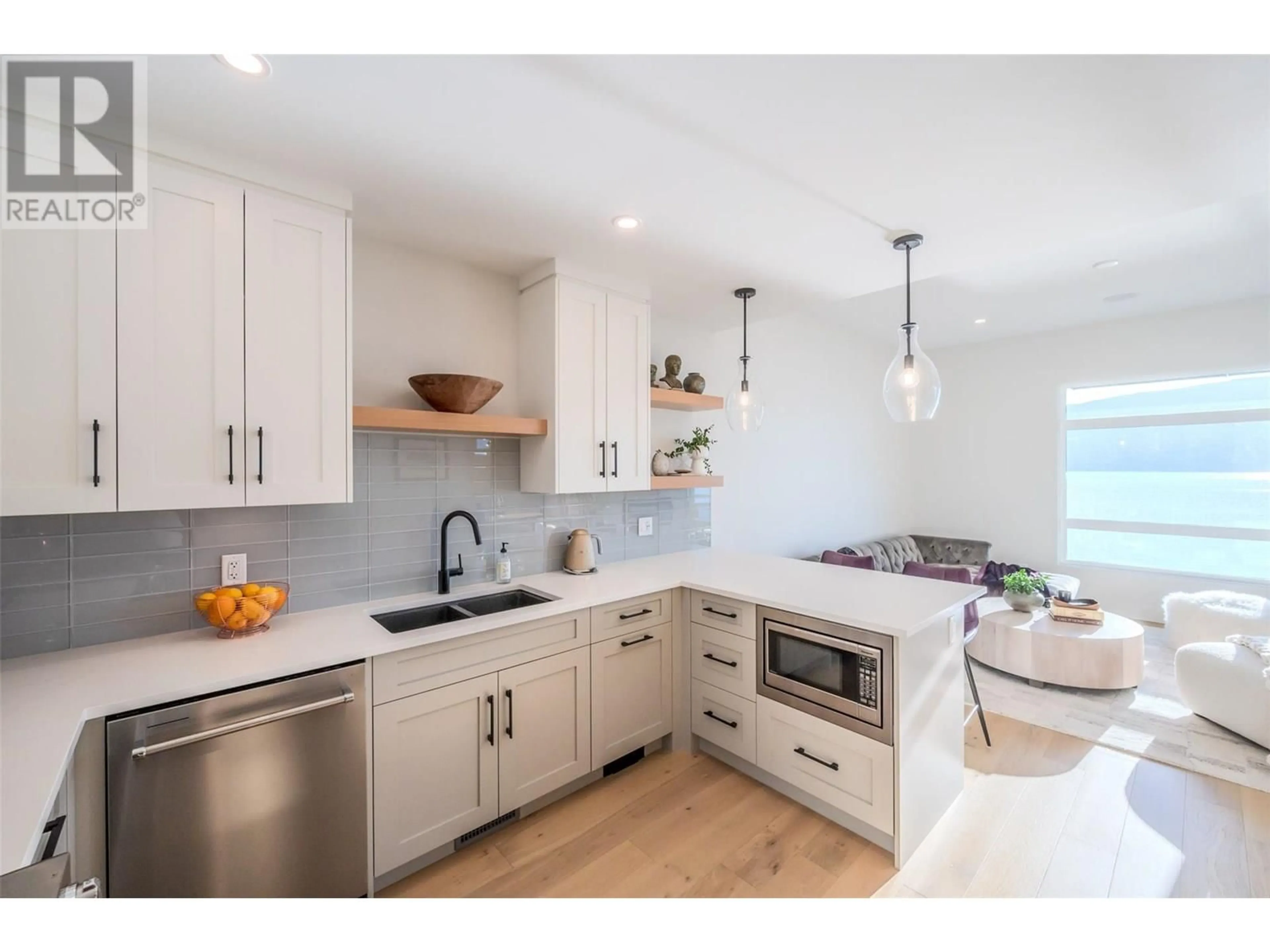 Open concept kitchen, unknown for 6007 PRINCESS STREET, Peachland British Columbia V0H1X7