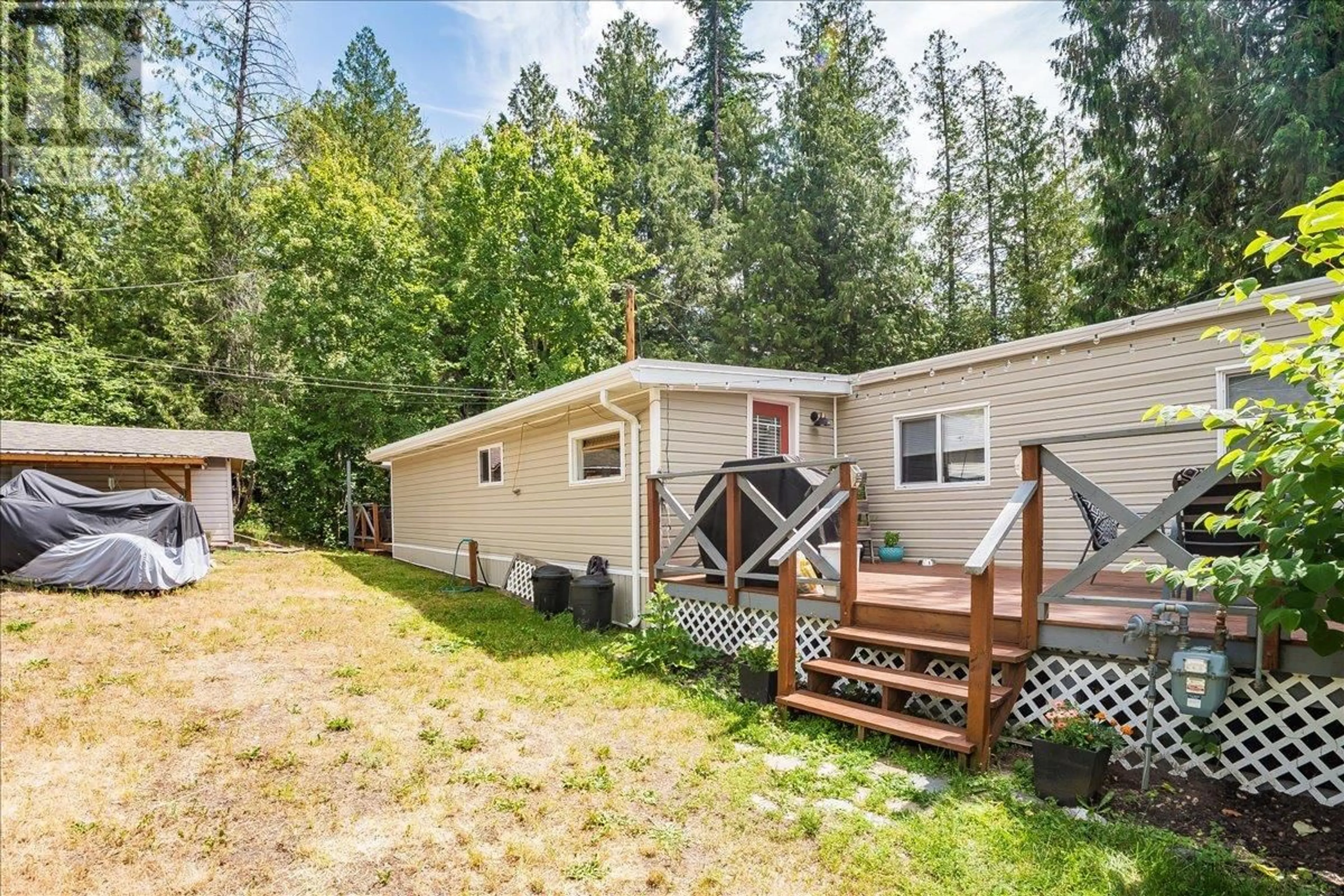 Unknown for 16 - 4029 BROADWATER ROAD, Robson British Columbia V1N4V6