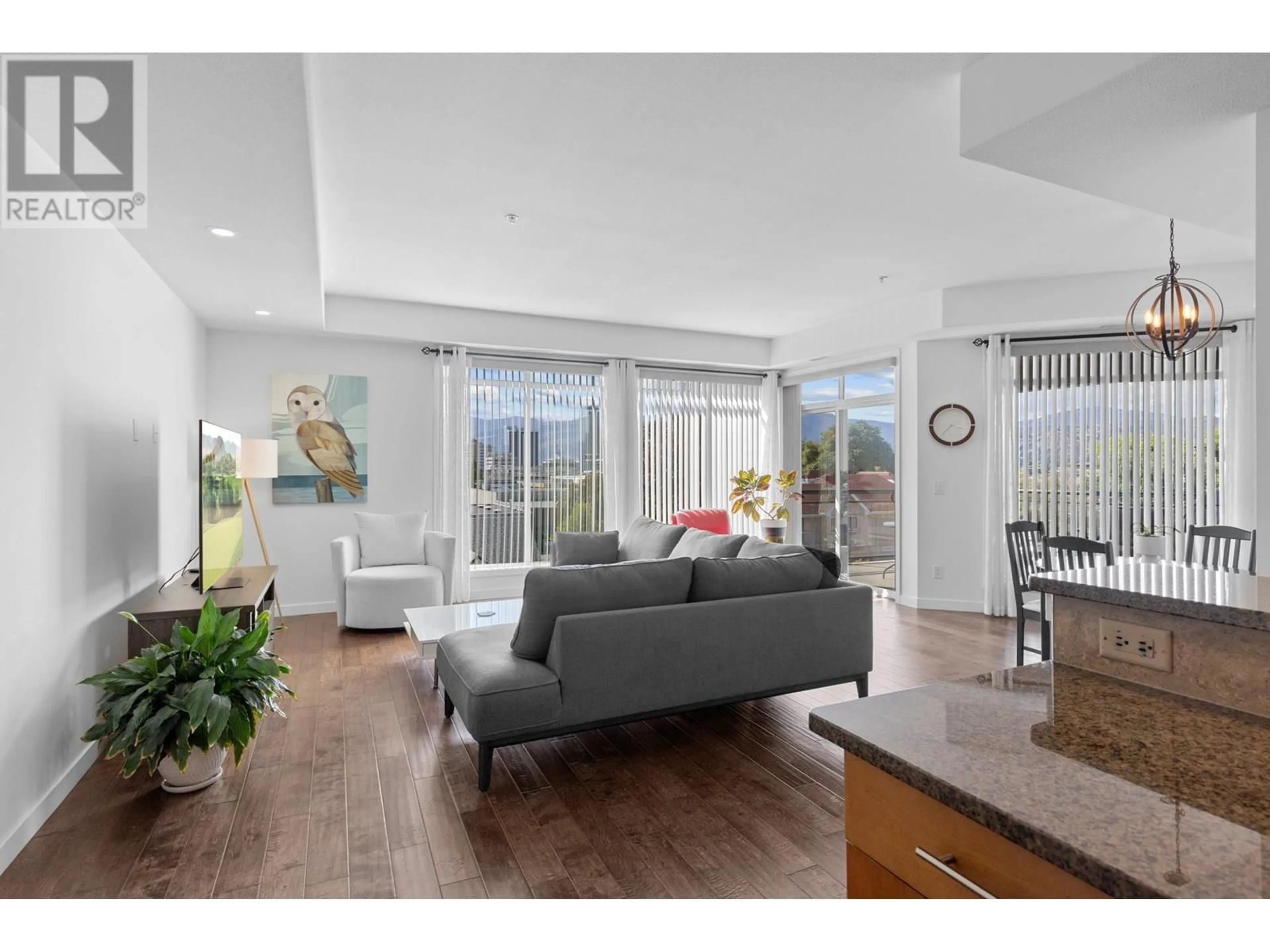 Living room with furniture, unknown for 301 - 1933 AMBROSI ROAD, Kelowna British Columbia V1Y4S1