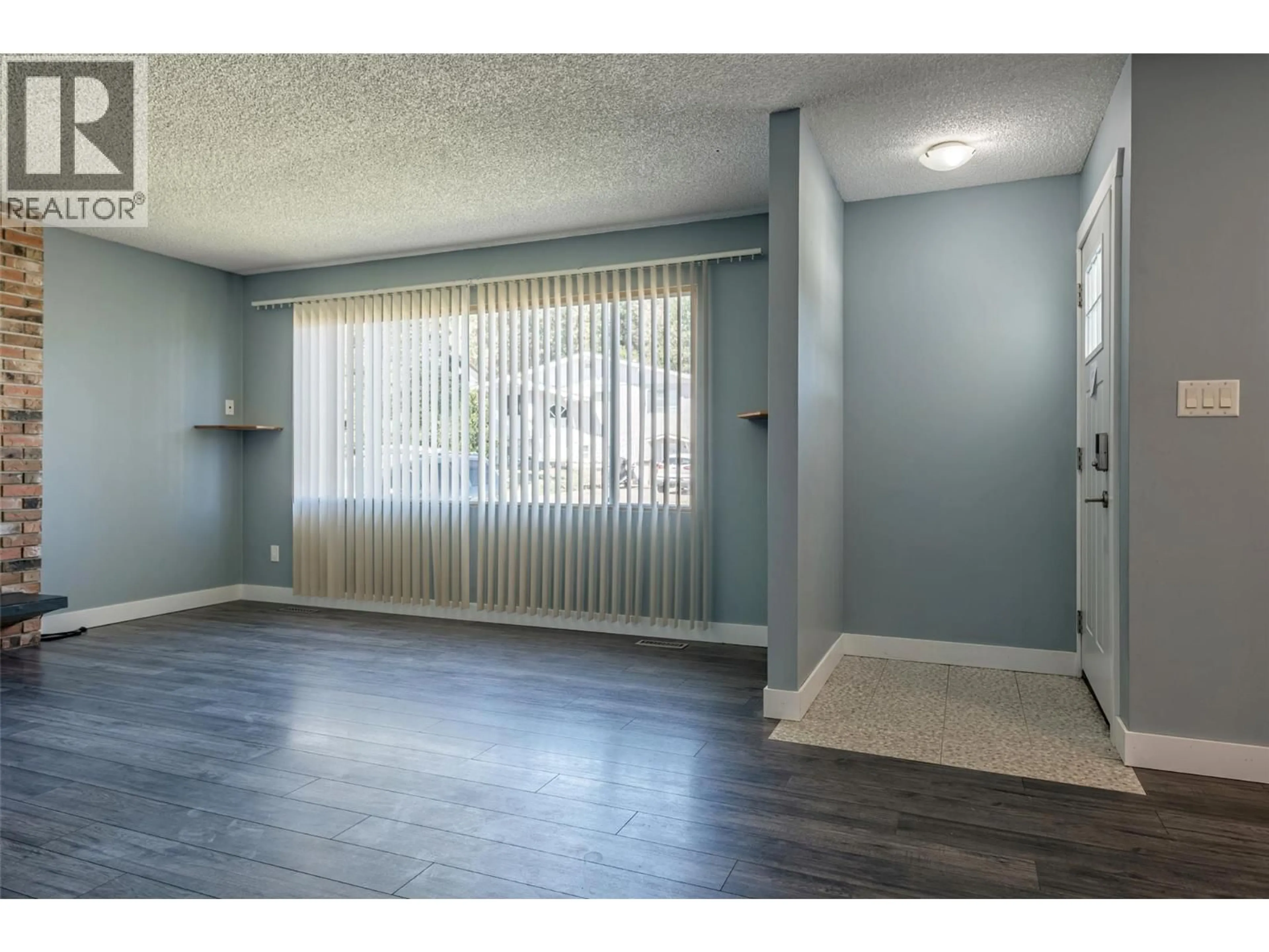 A pic of a room for 3704 40 AVENUE, Vernon British Columbia V1T7E6