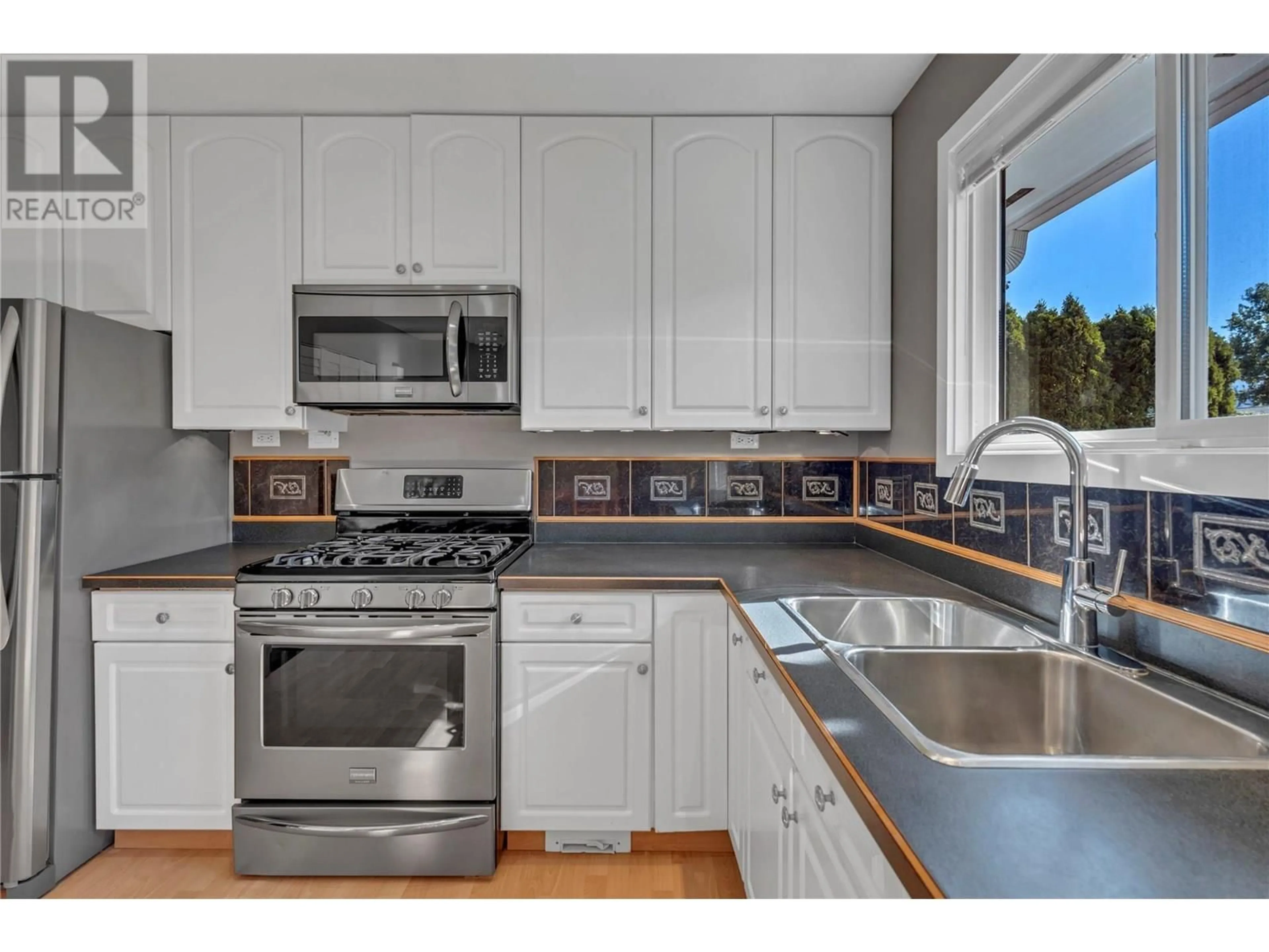 Unknown for 2509 CORNWALL DRIVE, Penticton British Columbia V2A6R8