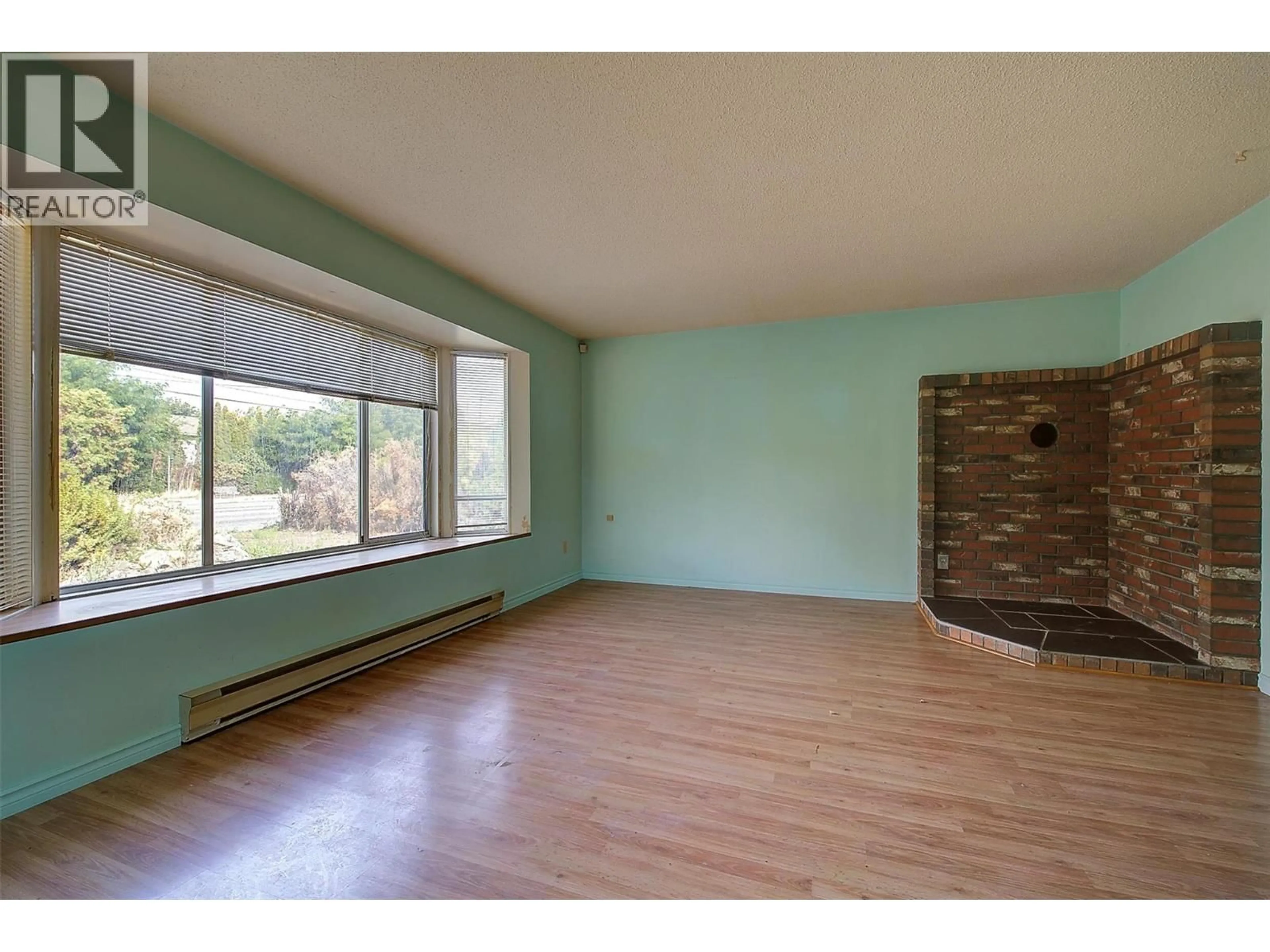 A pic of a room for 1220 LADNER ROAD, Kelowna British Columbia V1W3M8