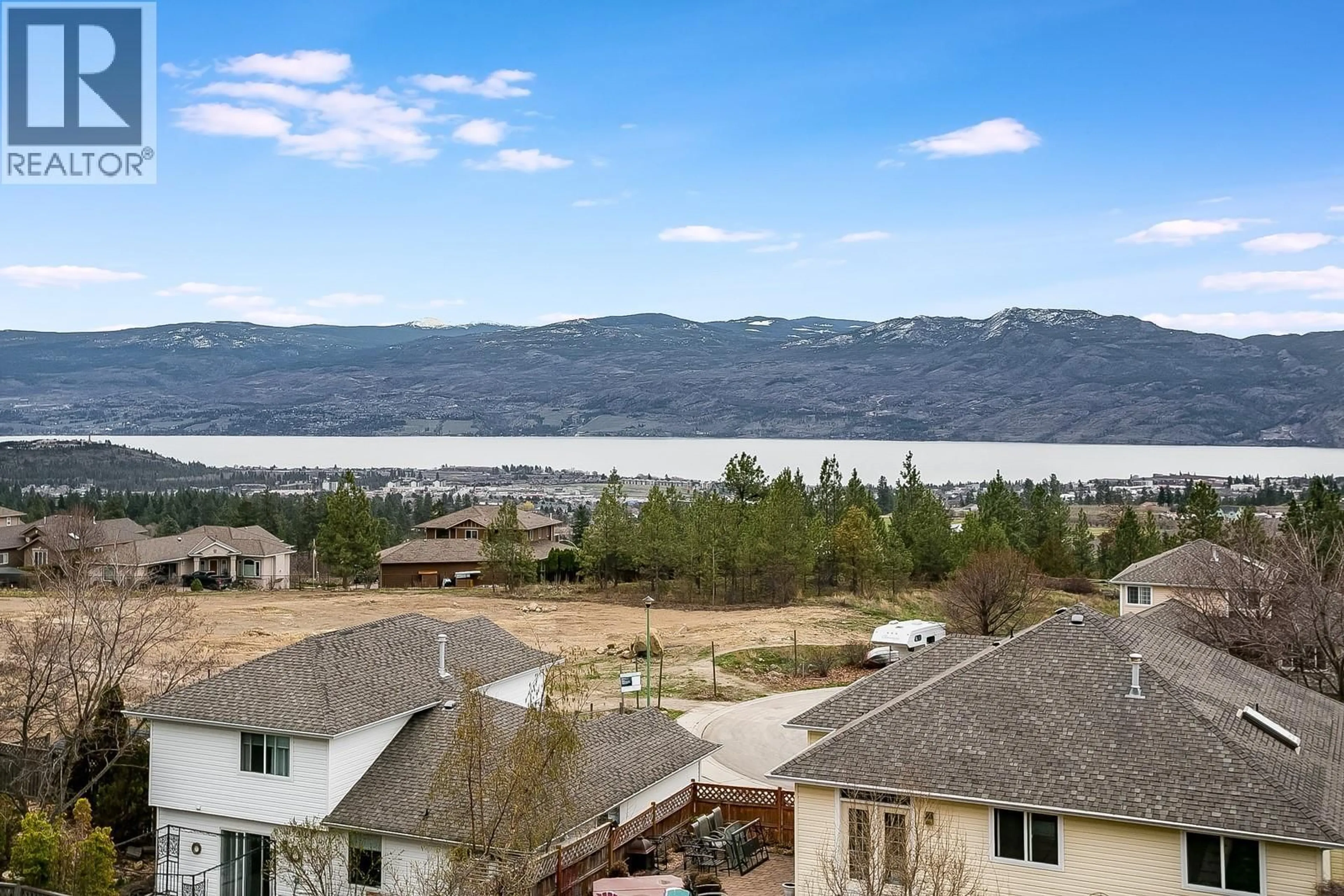 A pic from outside/outdoor area/front of a property/back of a property/a pic from drone, water/lake/river/ocean view for 2811 COPPER RIDGE DRIVE, West Kelowna British Columbia V4T0E7