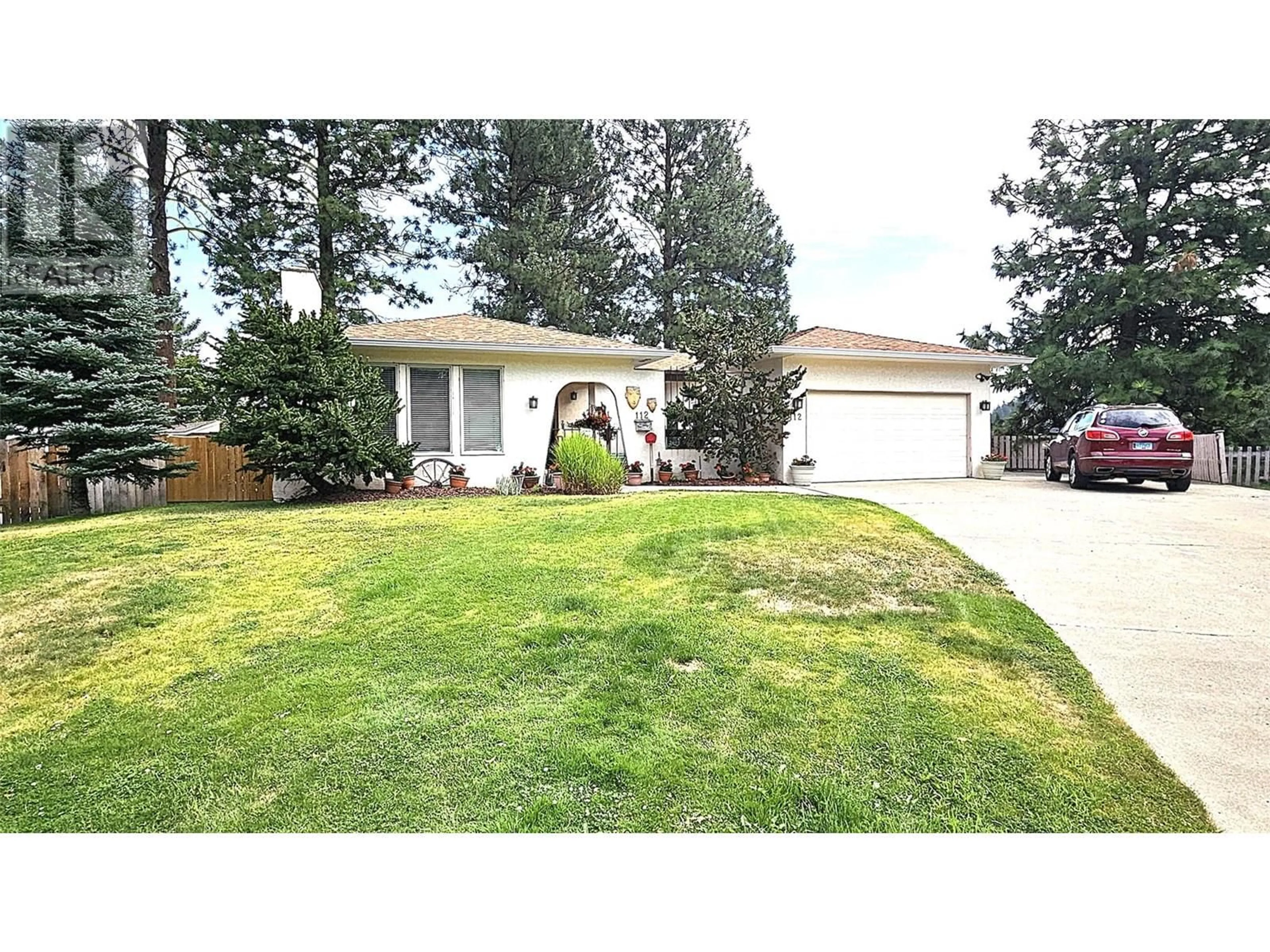 A pic from outside/outdoor area/front of a property/back of a property/a pic from drone, street for 112 MONMOUTH DRIVE, Kamloops British Columbia V2E1L8