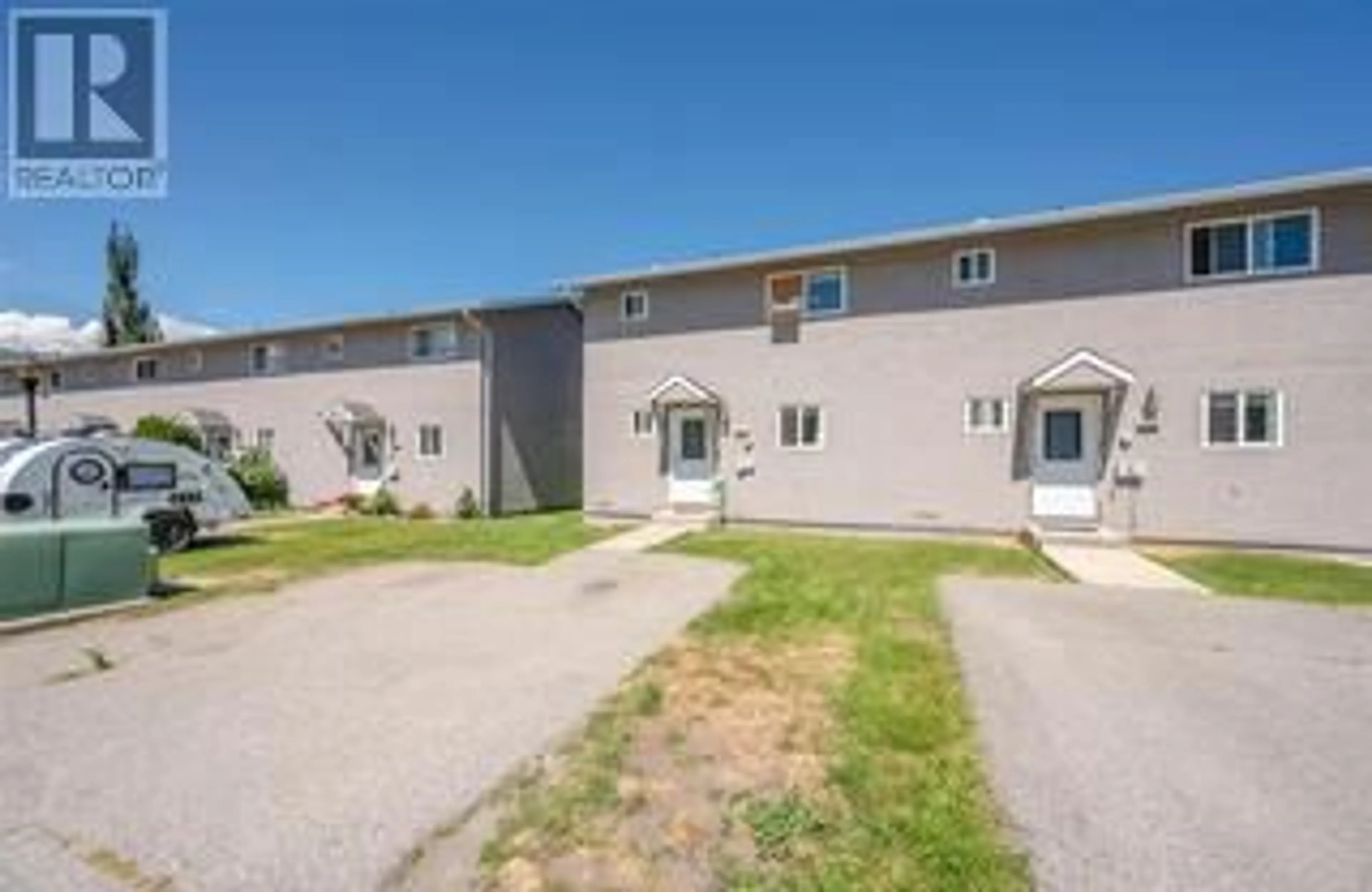 A pic from outside/outdoor area/front of a property/back of a property/a pic from drone, street for 105 - 970 OAKVILLE STREET, Penticton British Columbia V2A8J6