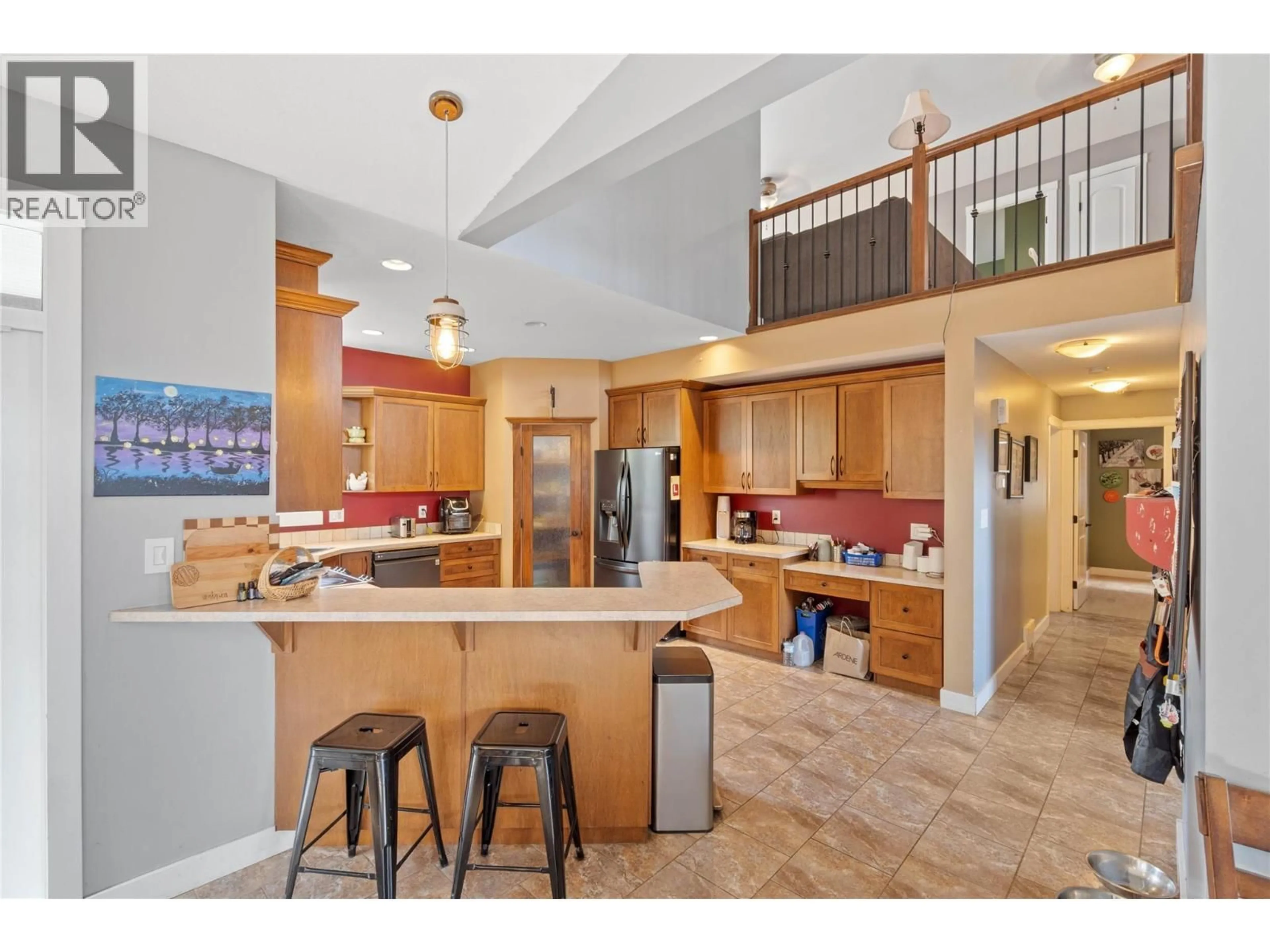 Open concept kitchen, ceramic/tile floor for 955 STAGECOACH DRIVE, Kamloops British Columbia V2B0A6
