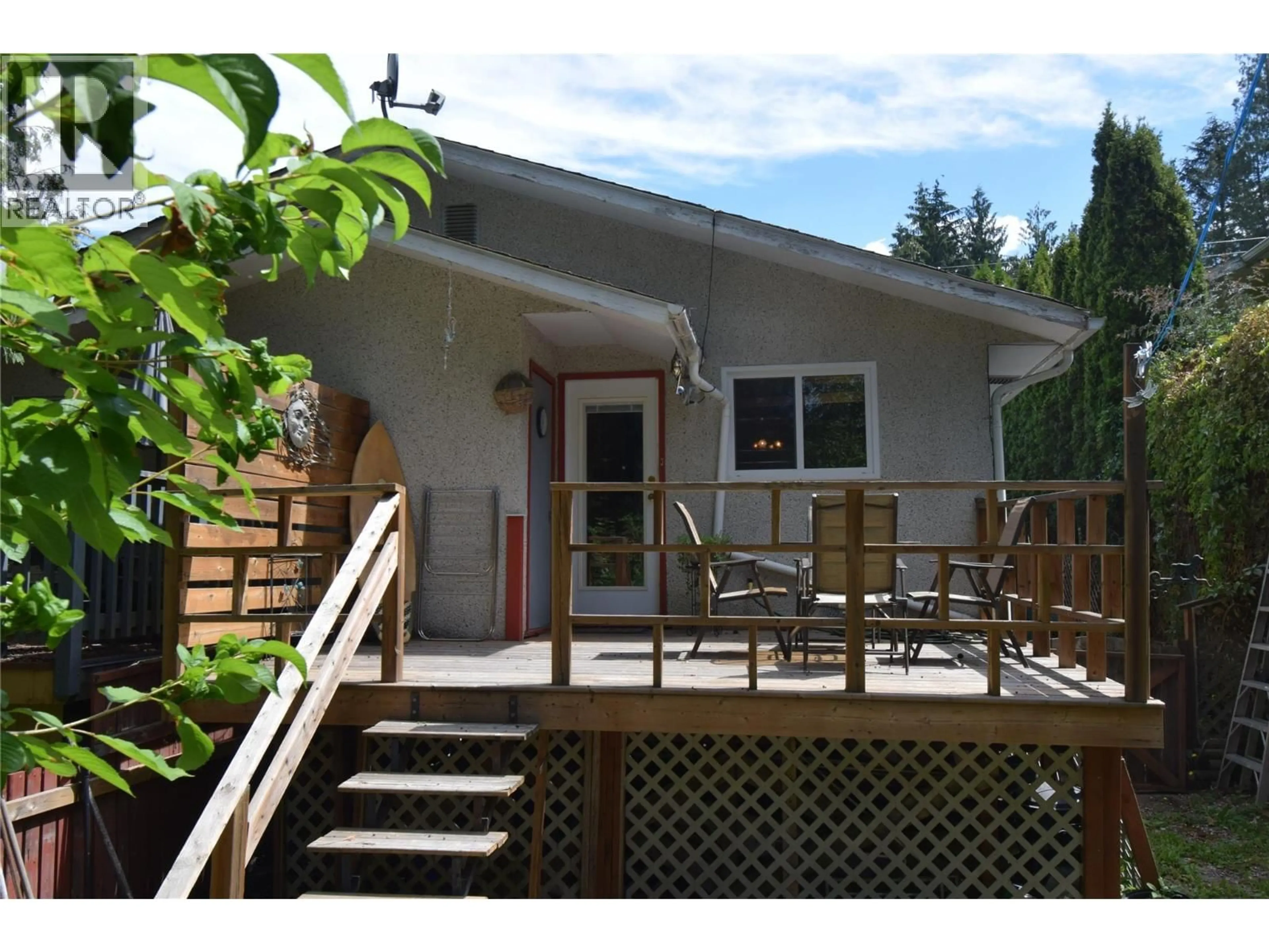 Patio, unknown for 1516 MCQUARRIE AVENUE, Nelson British Columbia V1L1B9