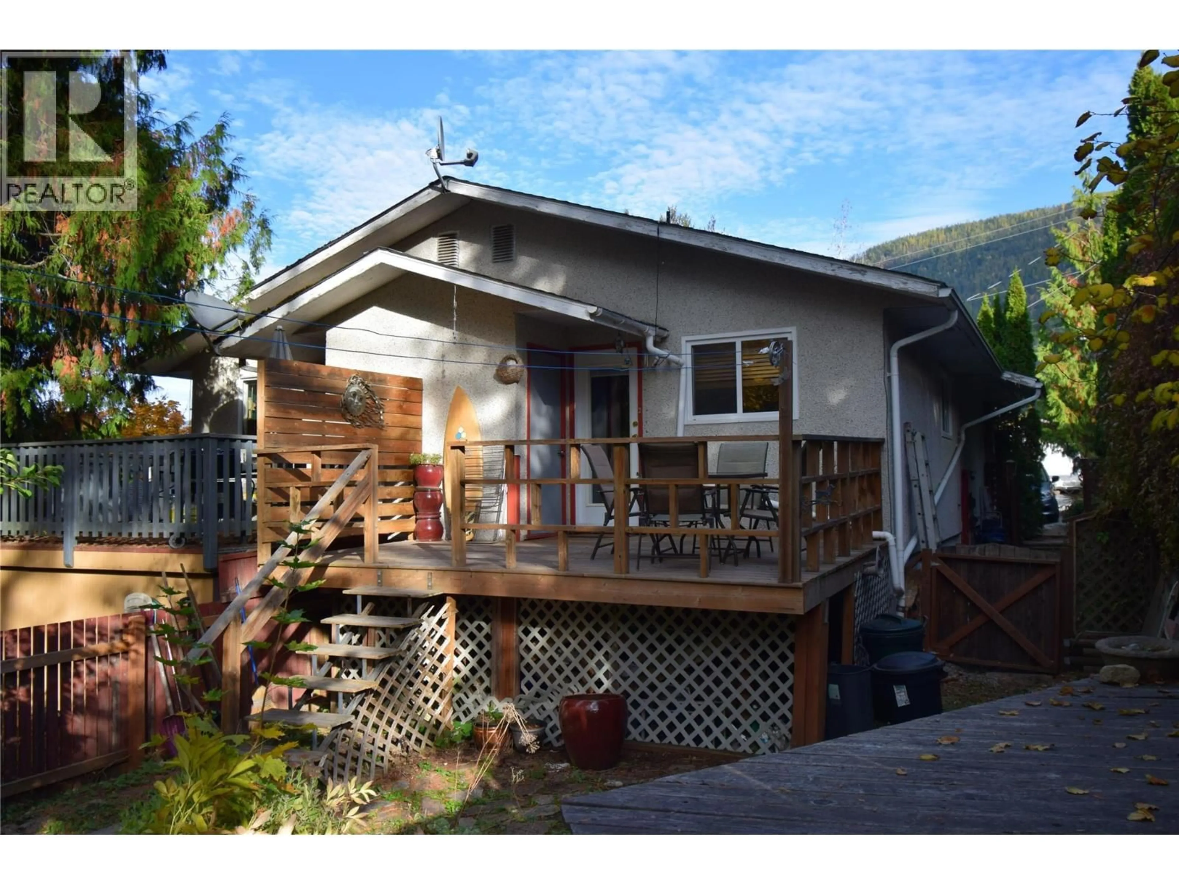 Unknown for 1516 MCQUARRIE AVENUE, Nelson British Columbia V1L1B9