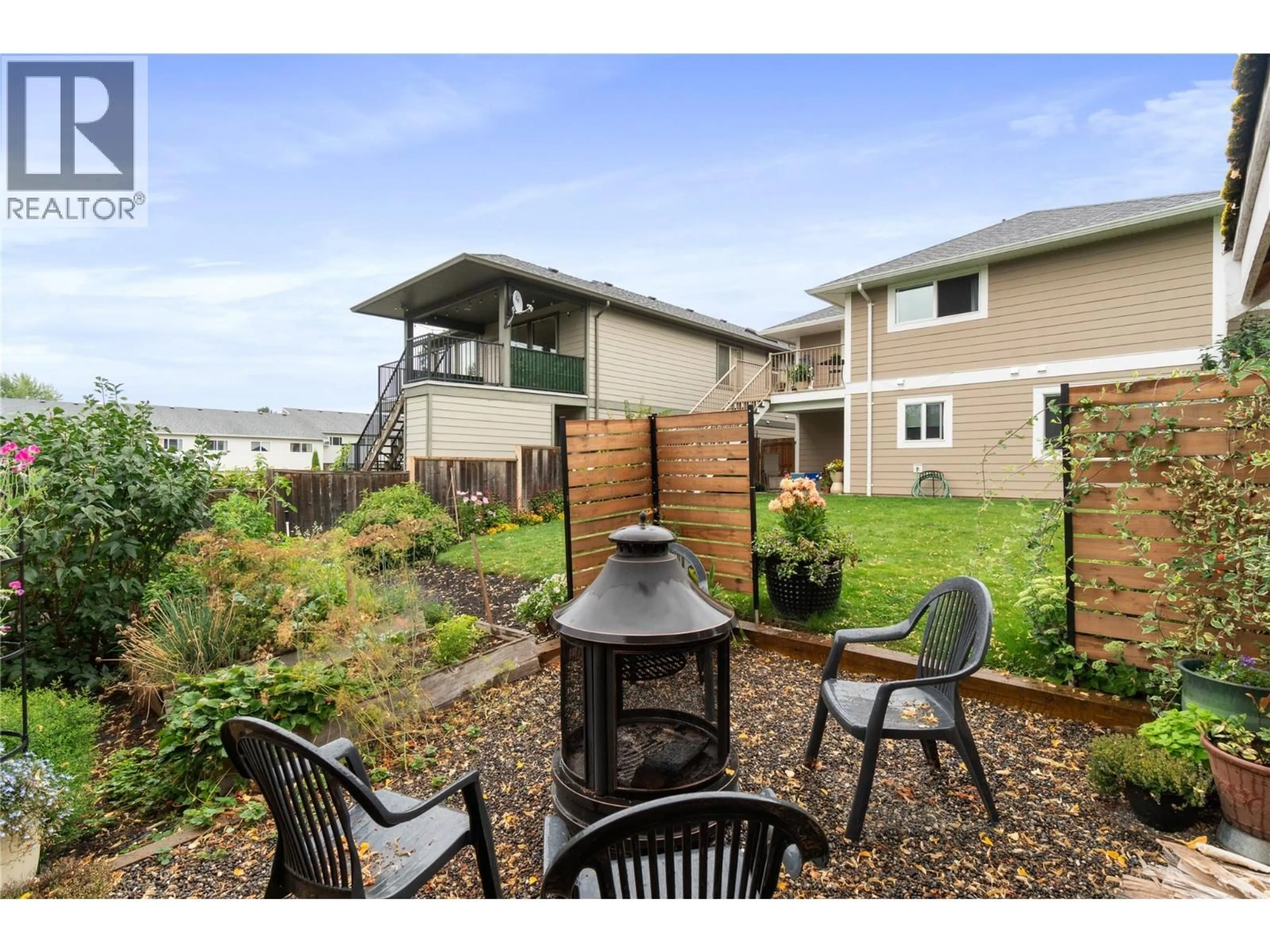Patio, unknown for 461 24 STREET NORTHEAST, Salmon Arm British Columbia V1E0C2