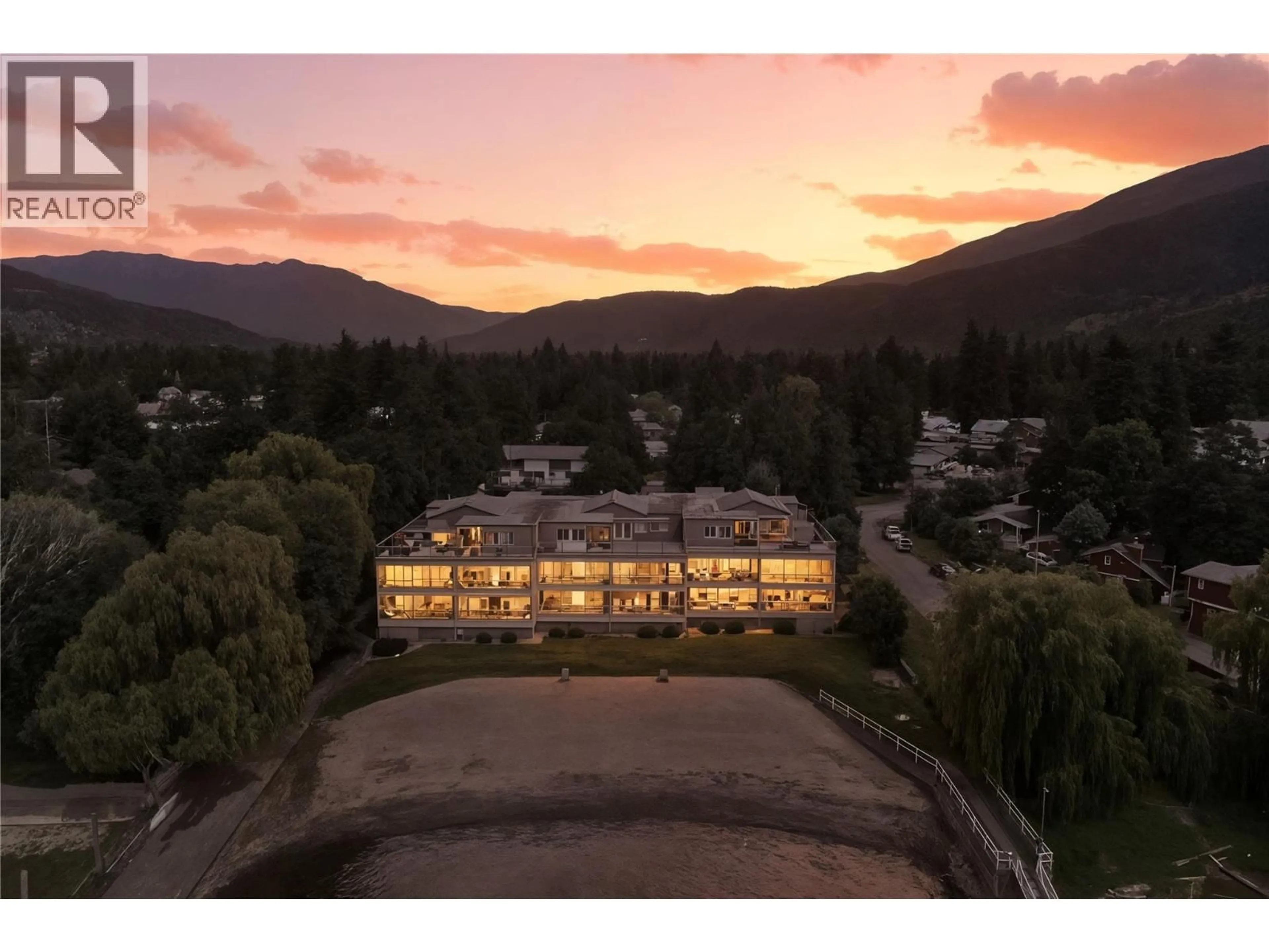 A pic from outside/outdoor area/front of a property/back of a property/a pic from drone, mountain view for 8 - 100 ARCHIBALD STREET, Sicamous British Columbia V0E2V1