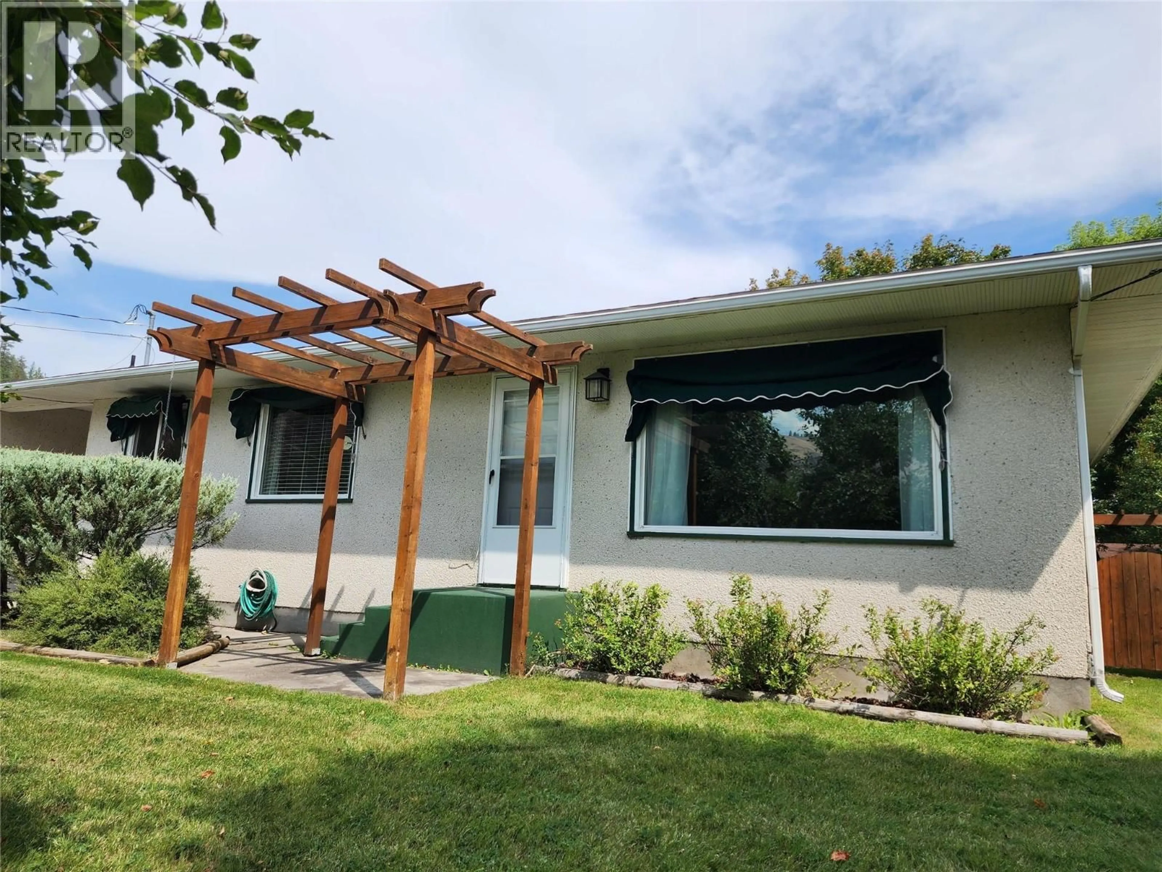 Home with vinyl exterior material, unknown for 6210 YORK ROAD, Grand Forks British Columbia V0H1H2