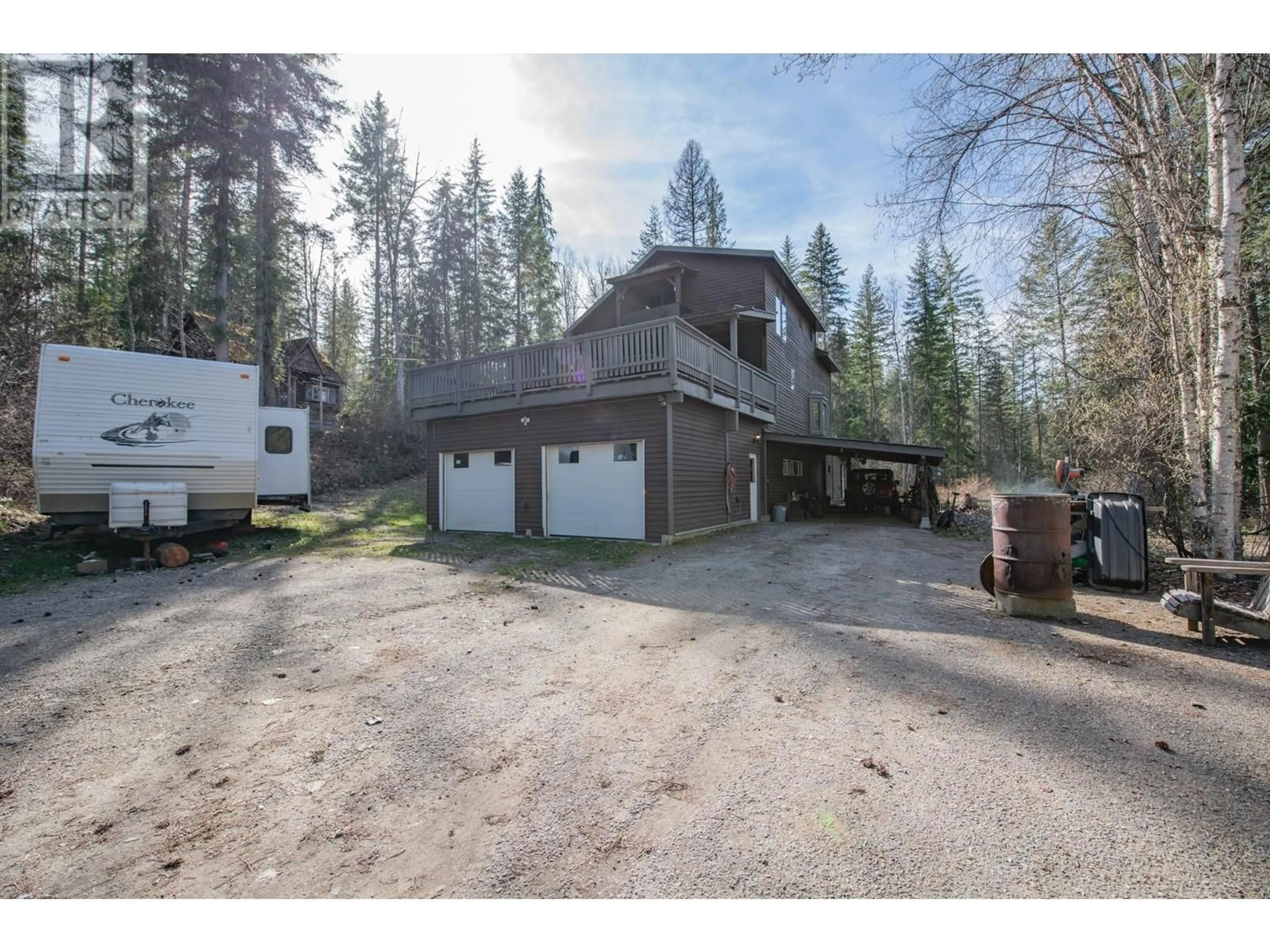 Indoor garage for 203 CAMPBELL ROAD, Cherryville British Columbia V0E2G3