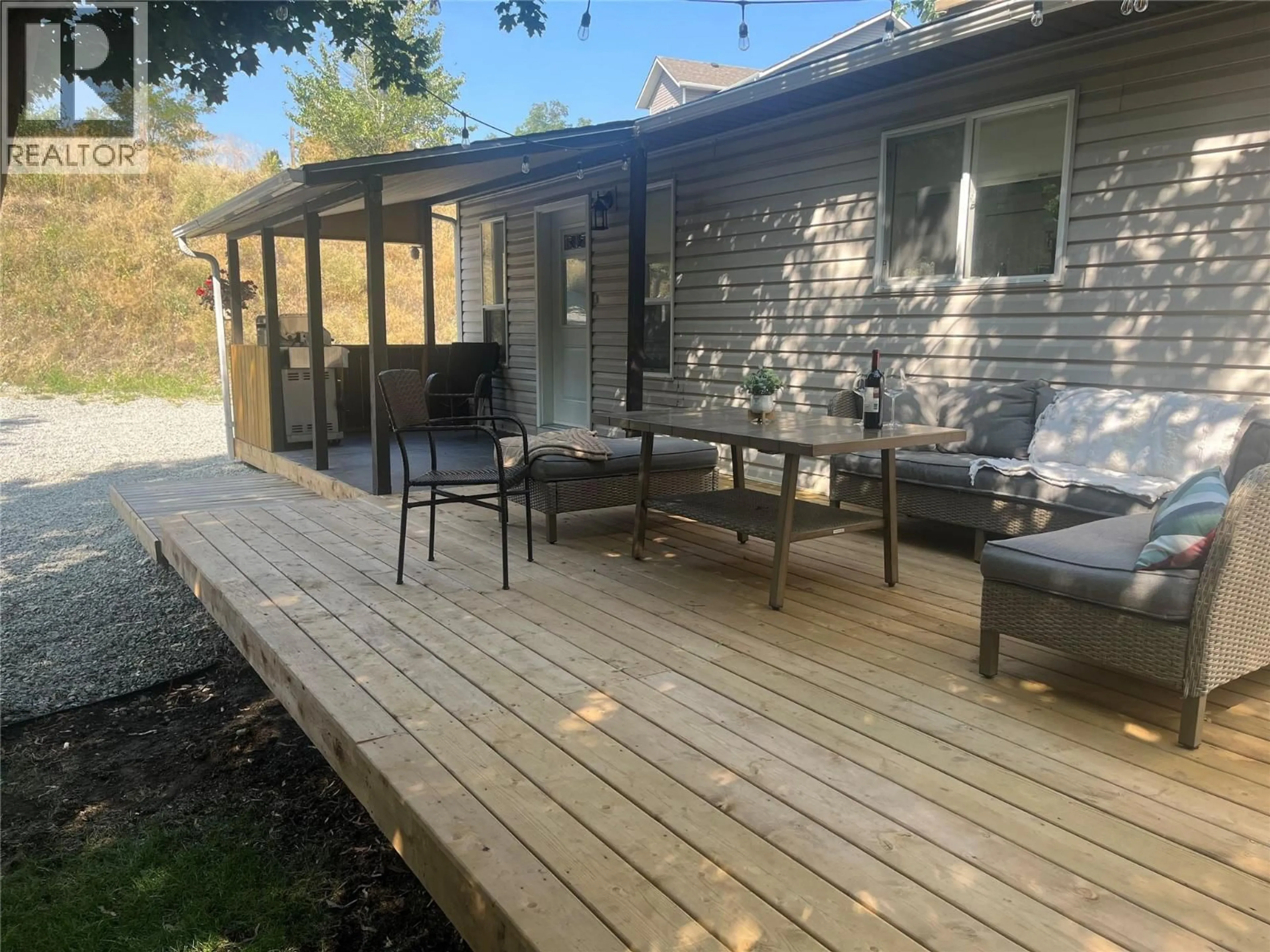 Patio, street for 1987 ELKRIDGE PLACE, Westbank British Columbia V4T3K1